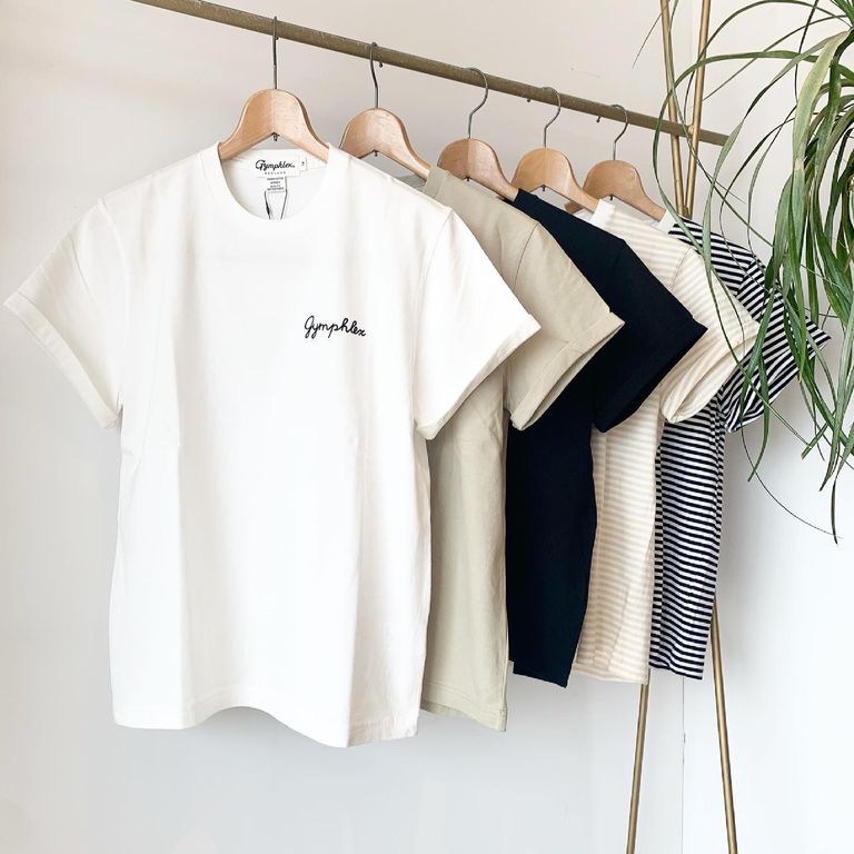 Gymphlex 刺しゅうロゴクルーネックTシャツ