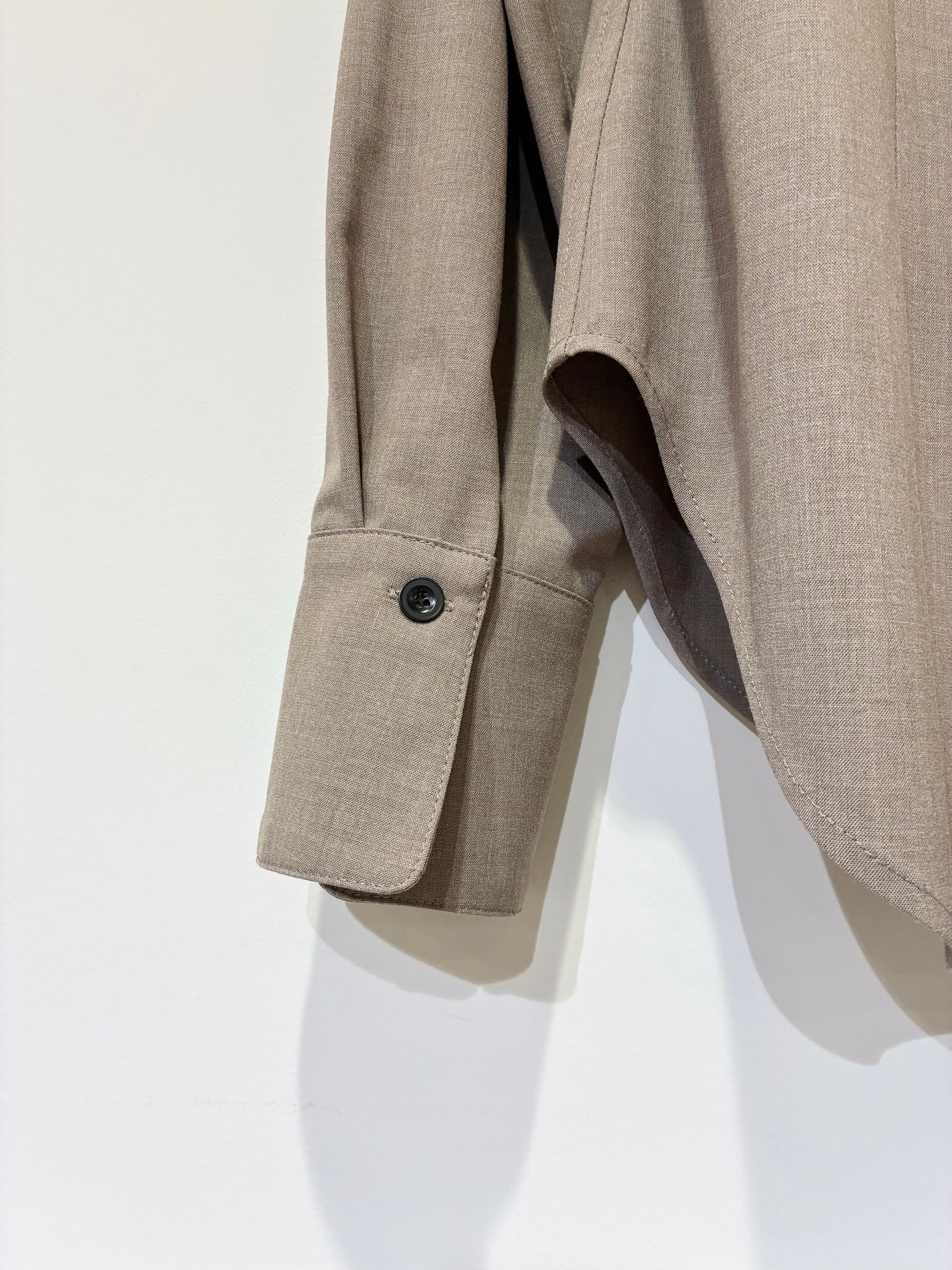 Flow Slim Shirts / ロングスリーブベーシックウールシャツ / ベージュ