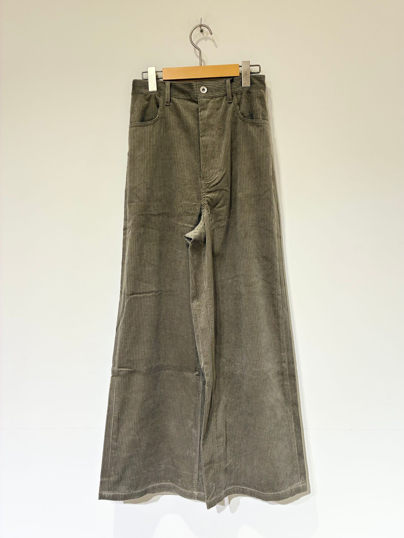 バルキーコーデュロイ パンツ / ワイドパンツ / グレー