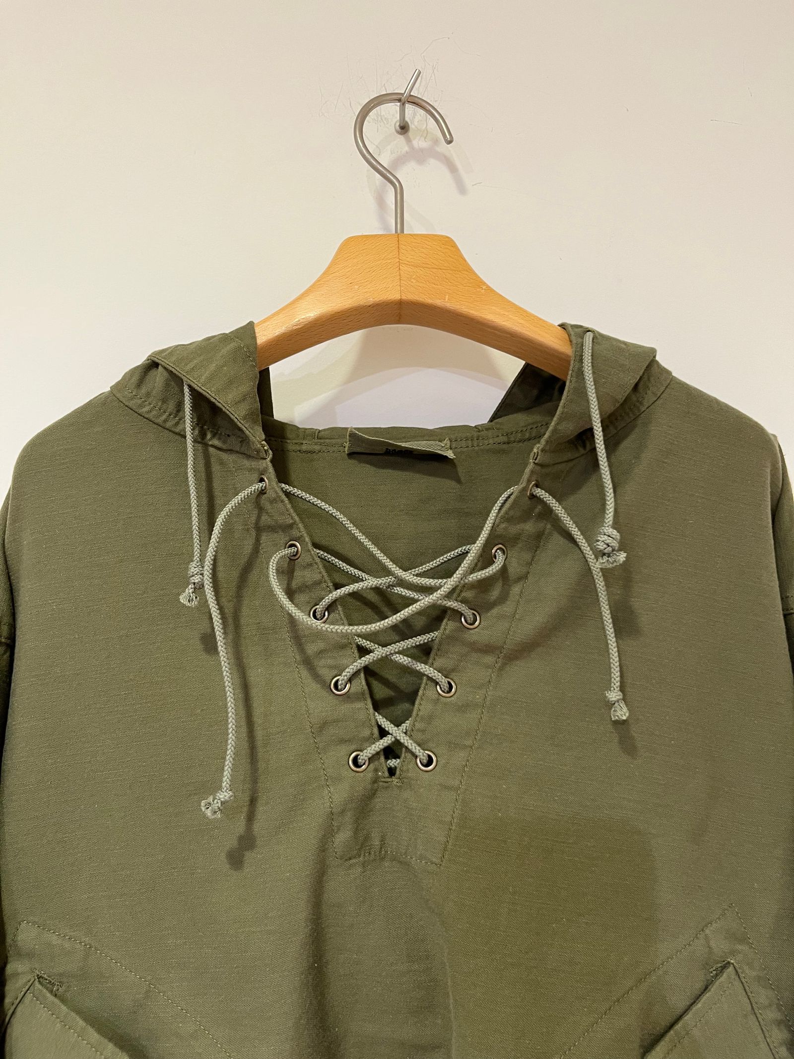 Lace Up Pullover Shirt / レースアップフード付きシャツ / カーキ