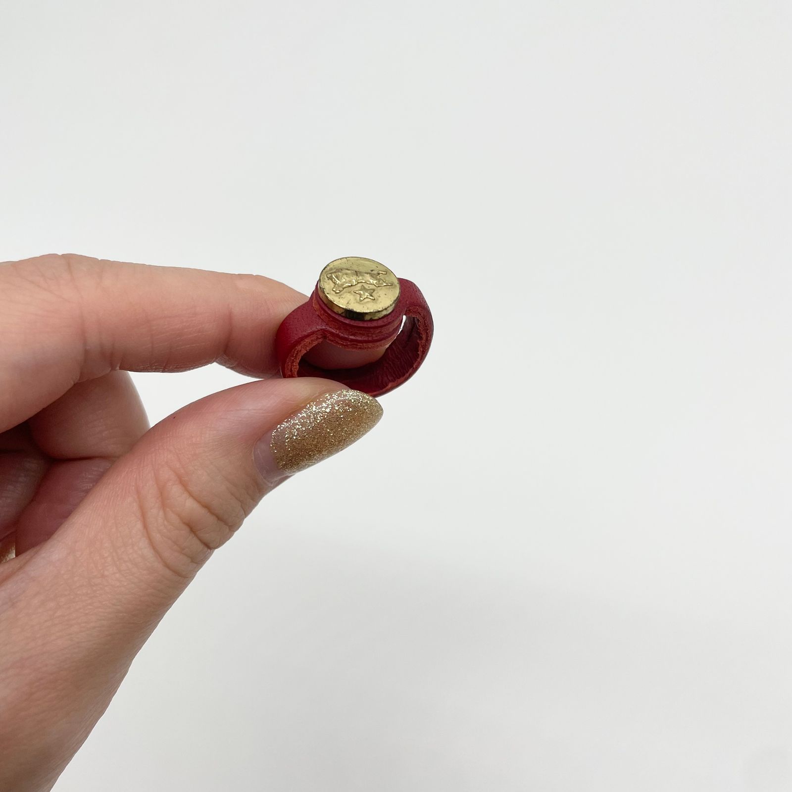 レザー コンチョ付き リング