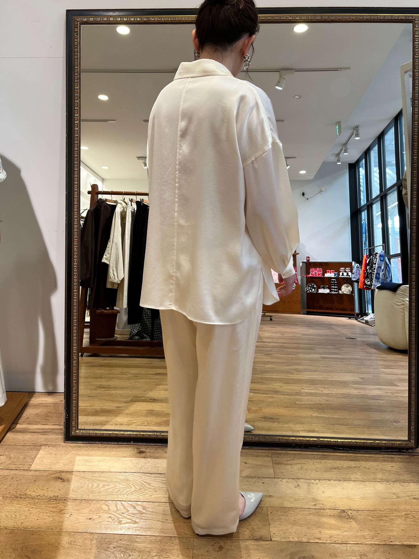Bed&Breakfast / Satin LRM Shirts / サテンシャツ / オフホワイト