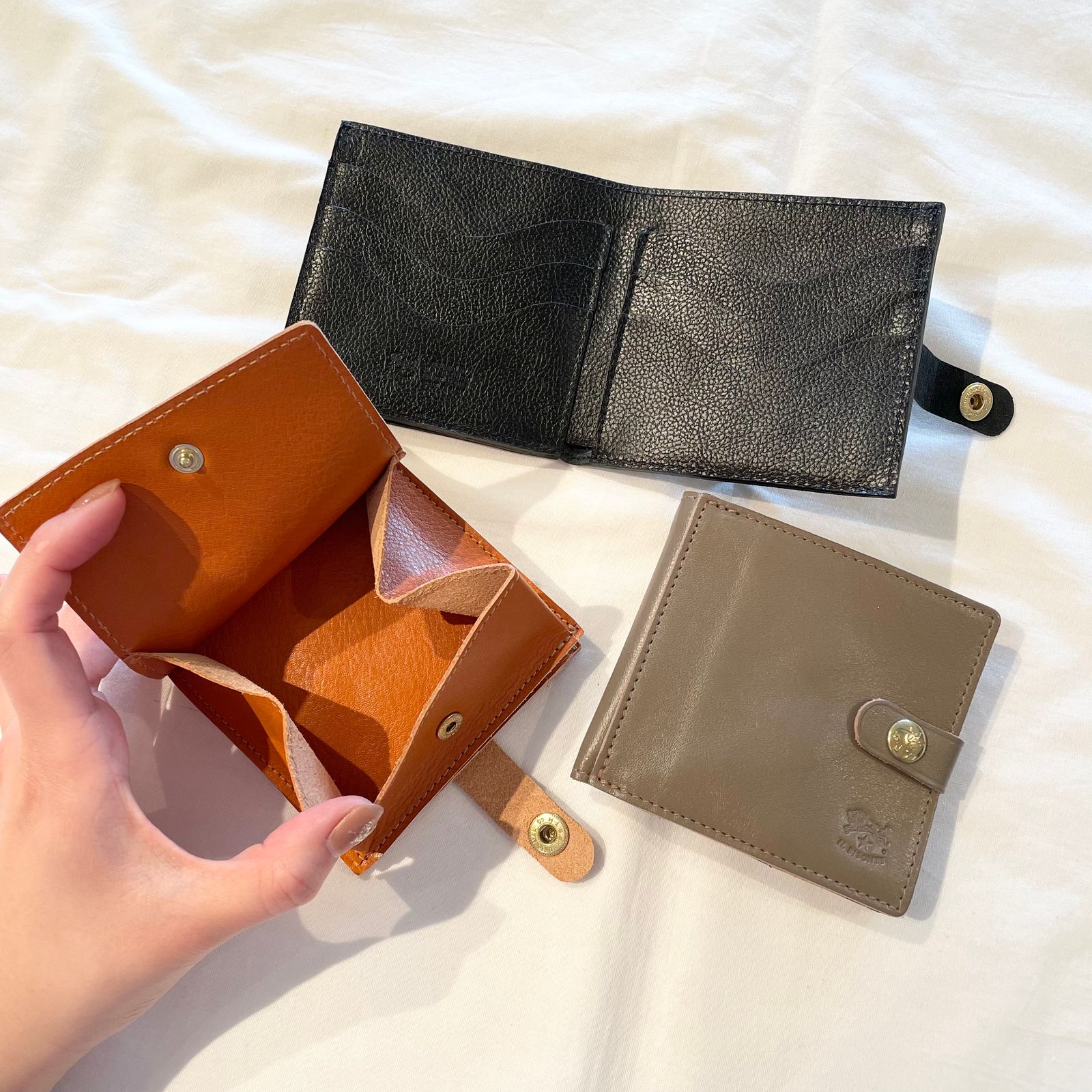 IL BISONTE スナップボタン二つ折り財布 | HALLOW's web store