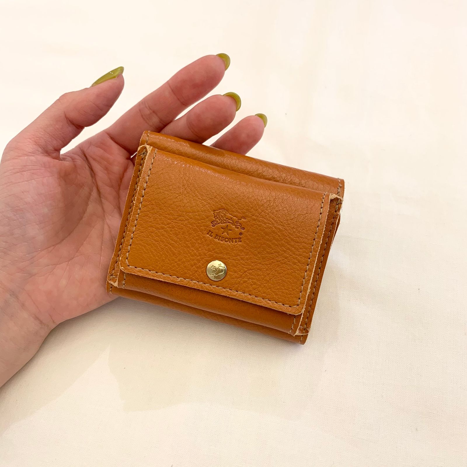IL BISONTE - 三つ折りミニ財布 | HALLOW's web store