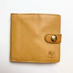レザー二つ折り財布