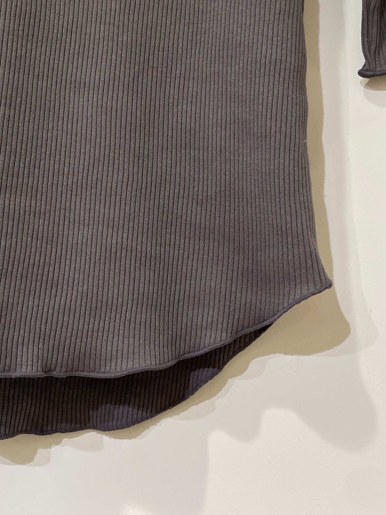 シャイニー リブジェシカ / リブカットソー / チャコールグレー