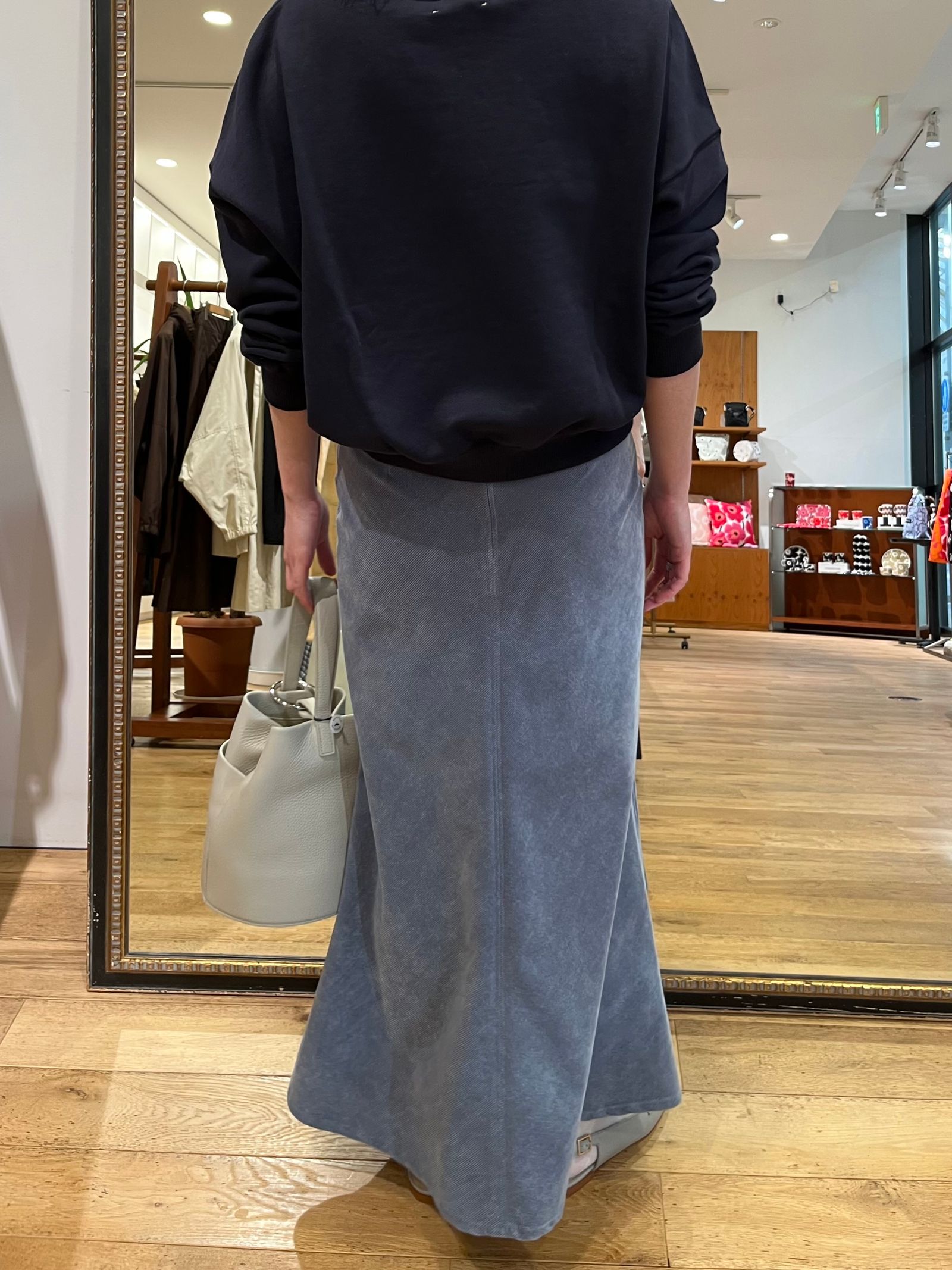 Bed&Breakfast / Chambray Corduroy Skirt / コーデュロイスカート / ブラック