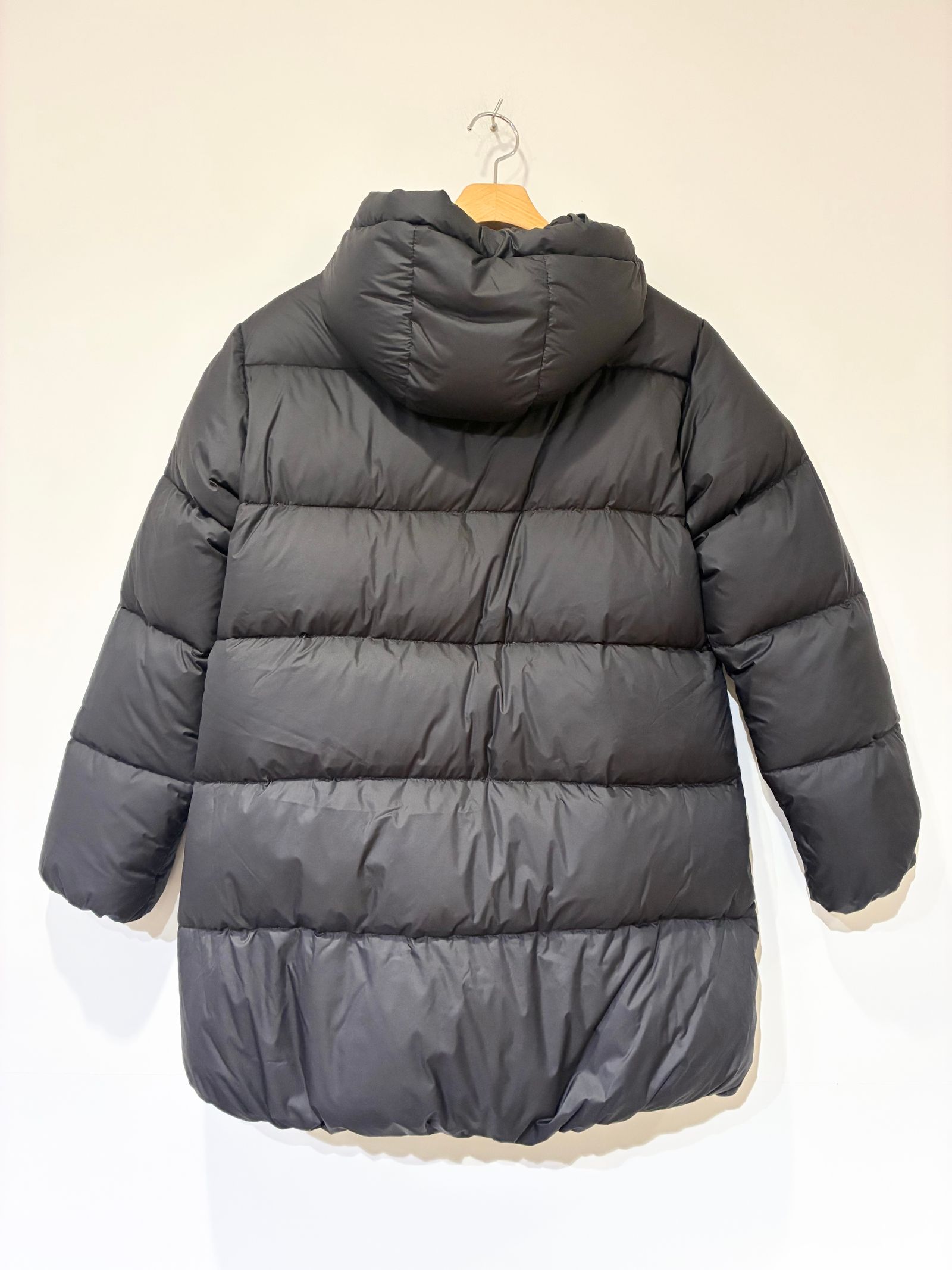 WICAPI / ウィカピ / ミドル丈ダウン / ブラック