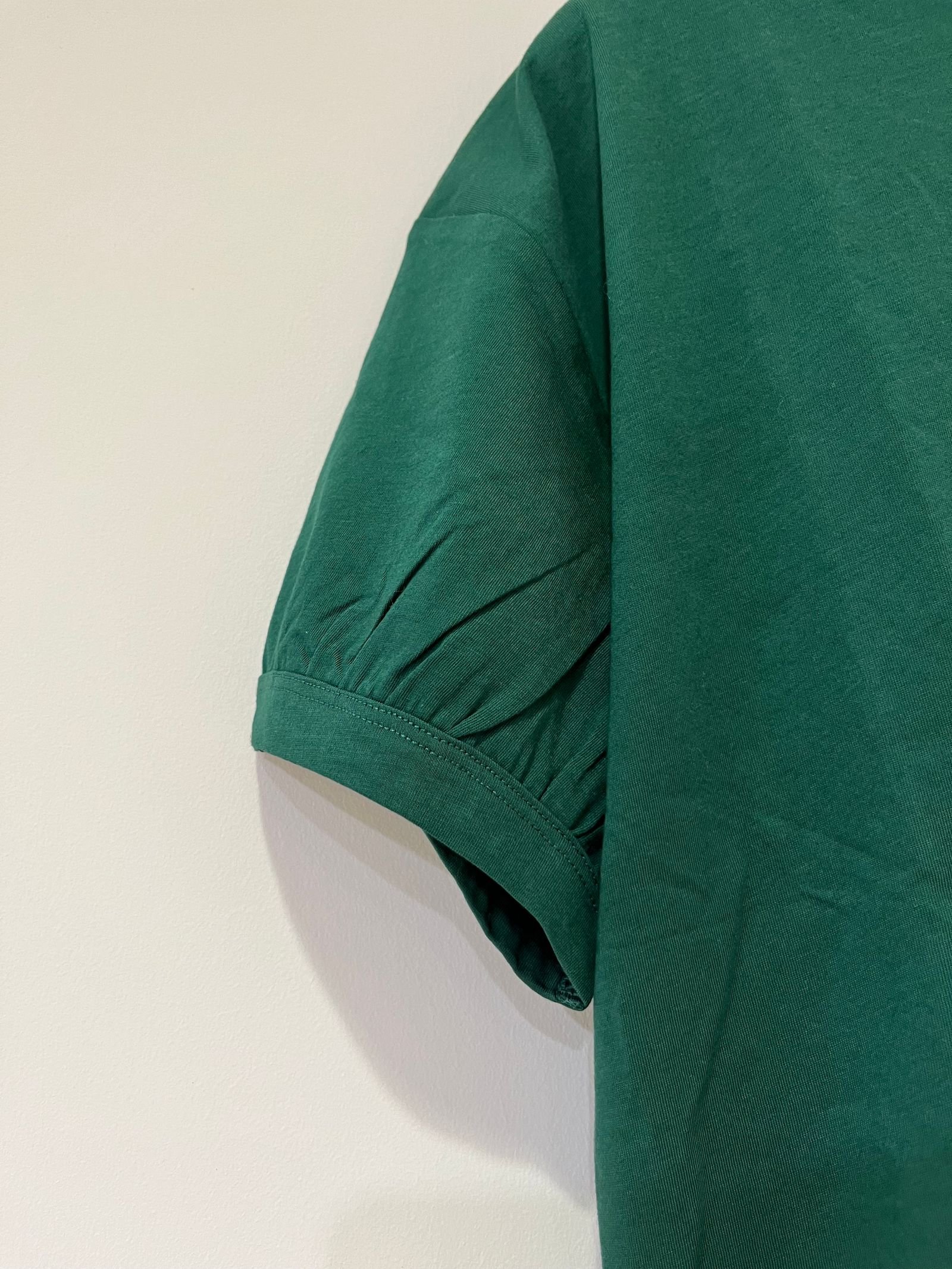 DEMYLEE デミリー コットンニットTシャツ ボックスフィット 定価2.6万 DEMYLEE - 【ラスト1点】デミリー / Tシャツ / オーガニック