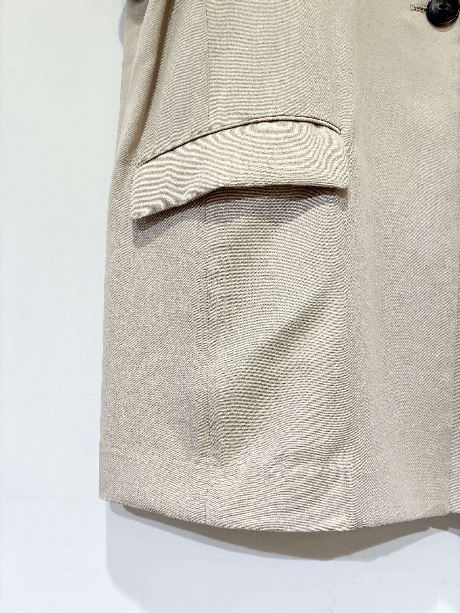 フィブリオ 半袖ジャケット / ジレ / ベージュ