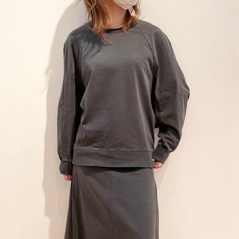 PASSIONE 女性らしさとラフさを兼ね備えたセットアップ