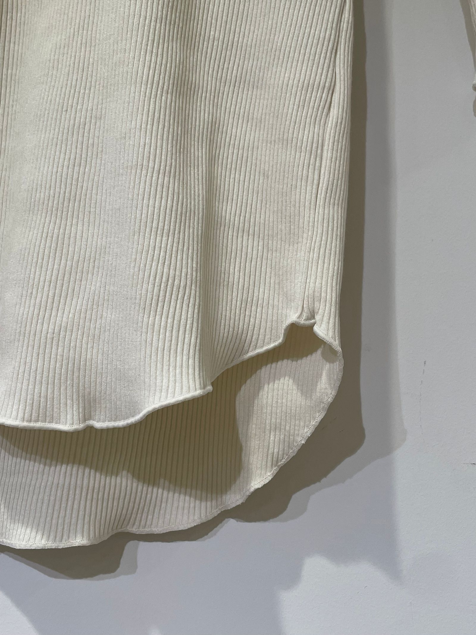 シャイニー リブジェシカ / リブカットソー / アイボリー