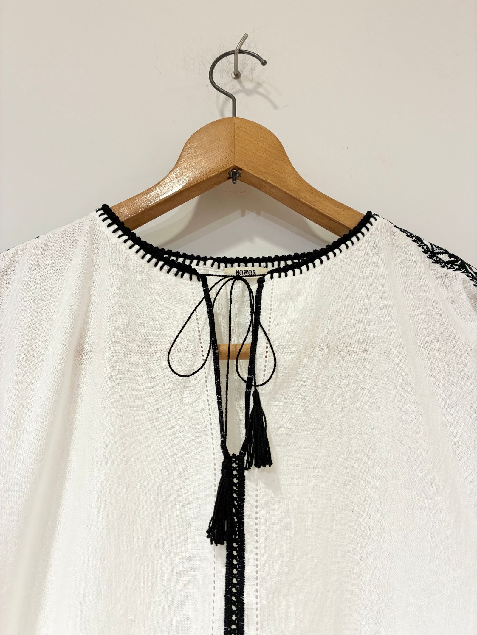 Embroiderd Blouse / 刺繍ブラウス / ホワイト