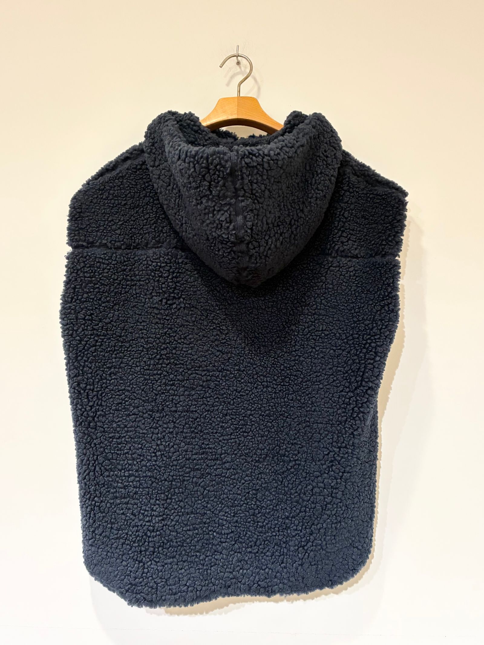 エコペルボア ケープベスト / ボアベスト / ネイビー