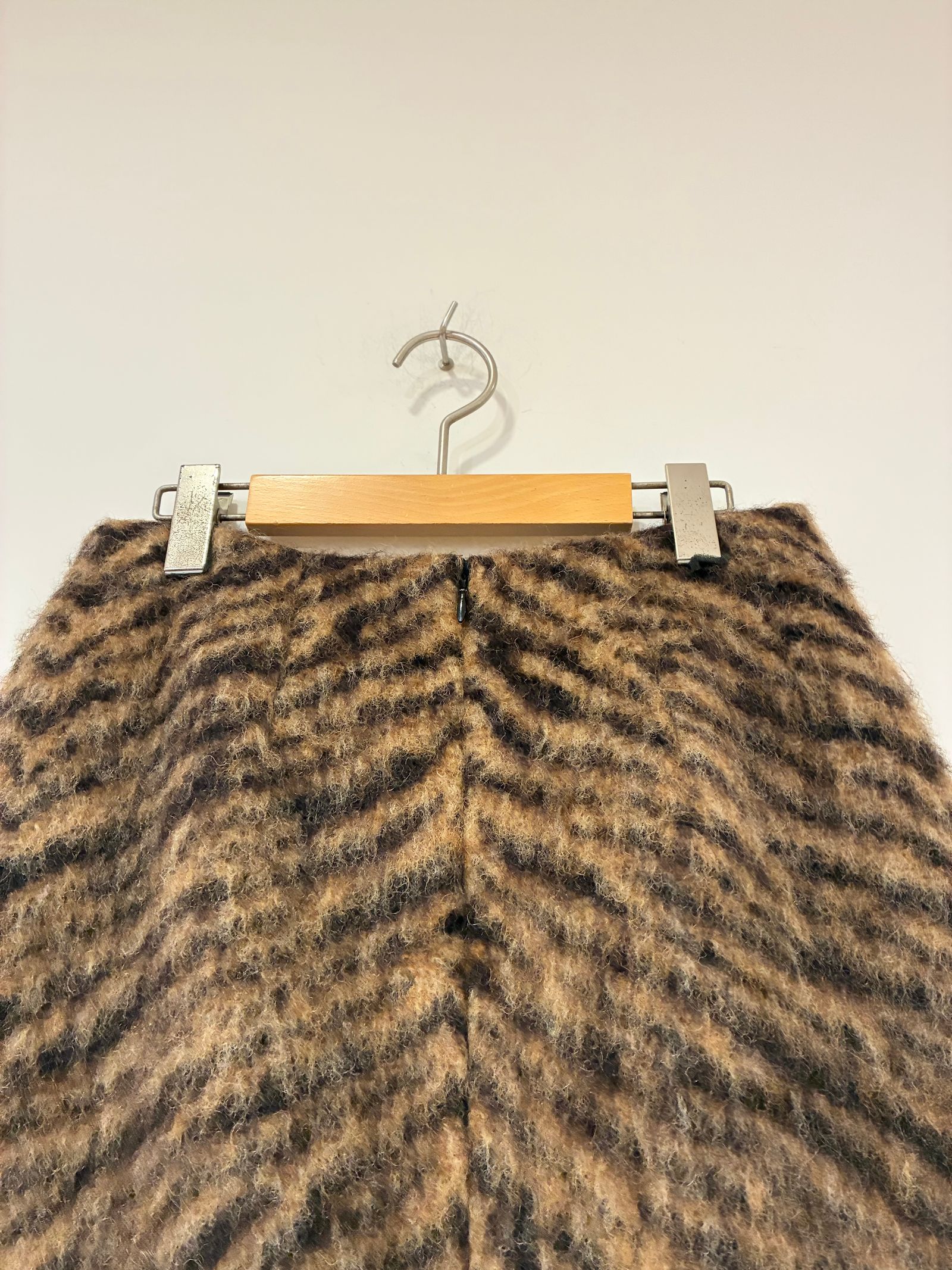 ウールゼブラシャギータイトスカート / ベージュ