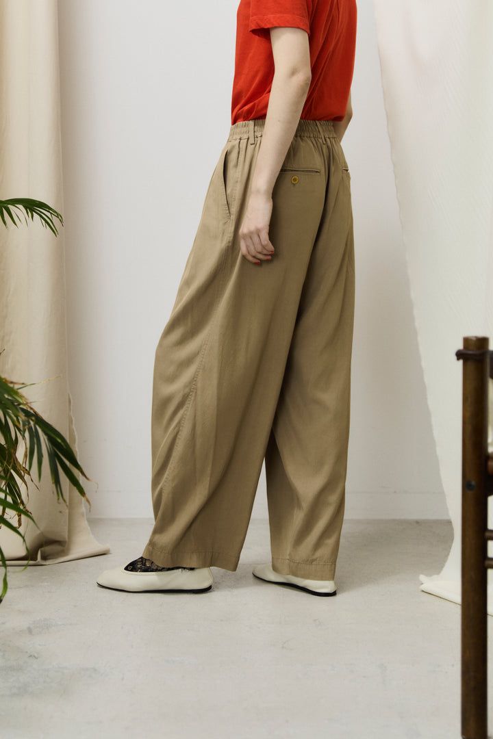 viscose gabardine BIG easy trousers / ワイドパンツ / キャメル