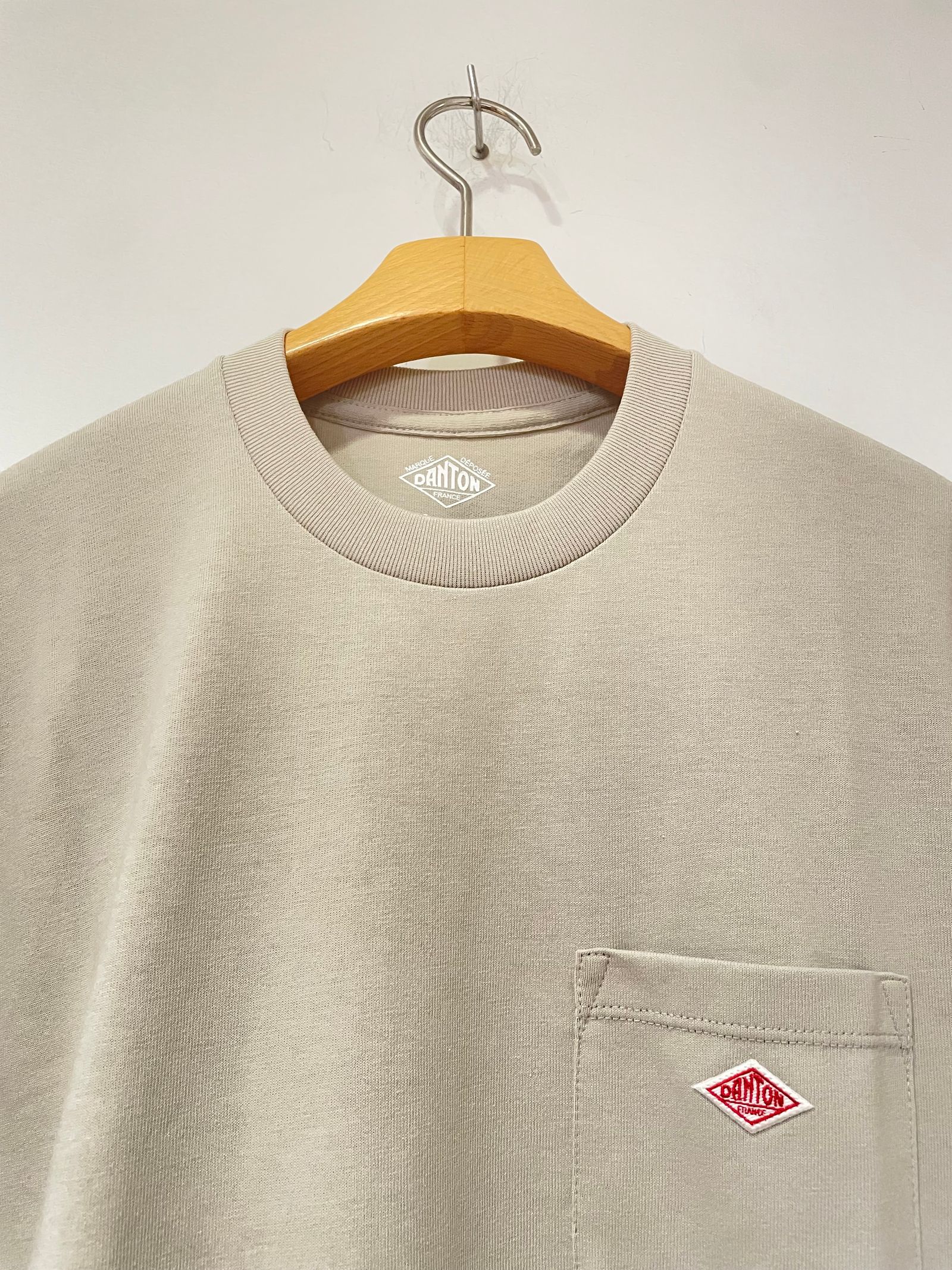 WOMEN'S SHORT SLEEVE POCKET T-SHIRT PLAIN / 半袖ポケットTシャツ / ベージュ