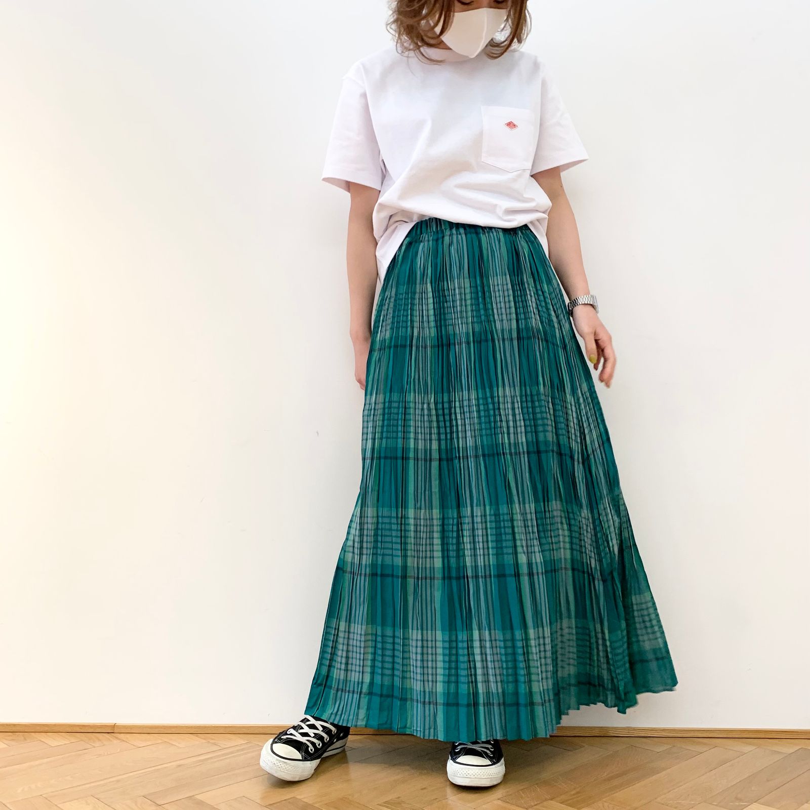 クルーネックポケットTシャツ