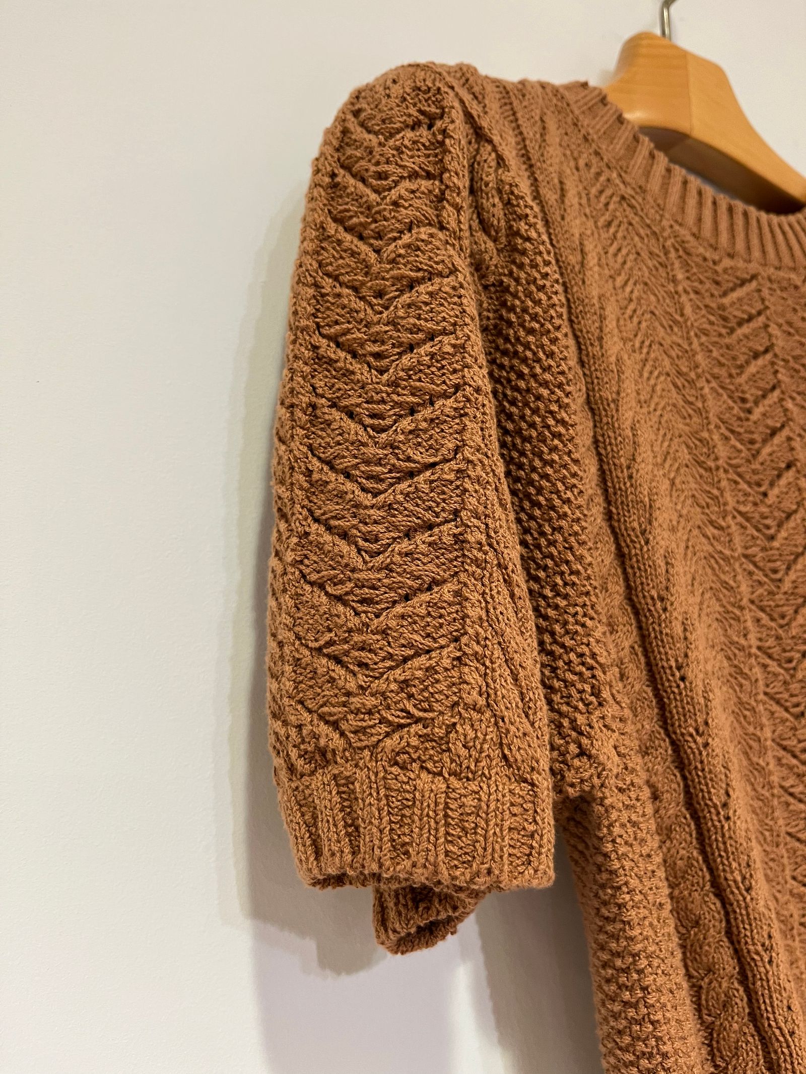 unfil - open work cable-knit cotton sweater unfil アンフィル