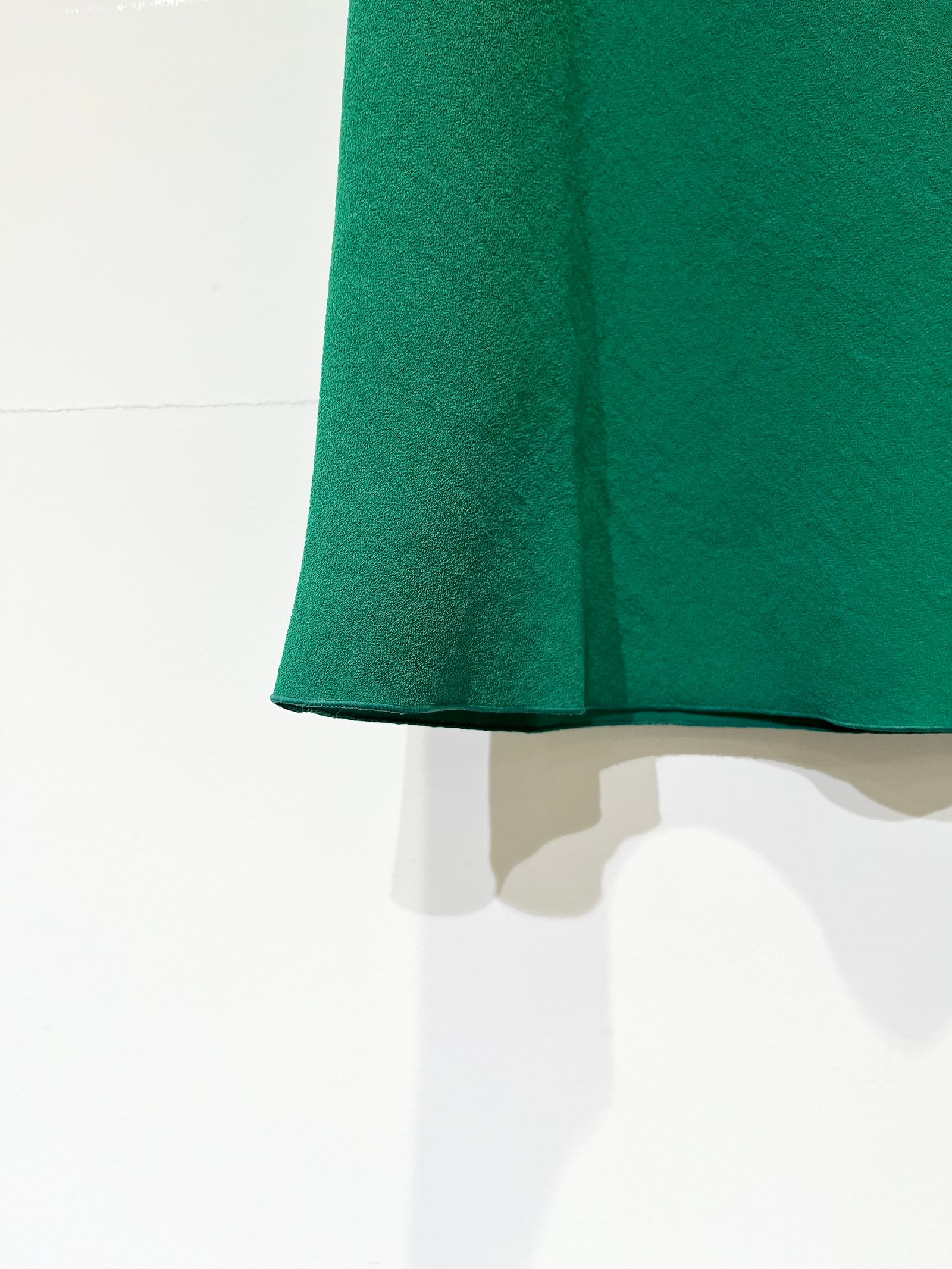 【Bed&Breakfast】 Back Satin Dry Georgette Skirt / マーメイドスカート / グリーン