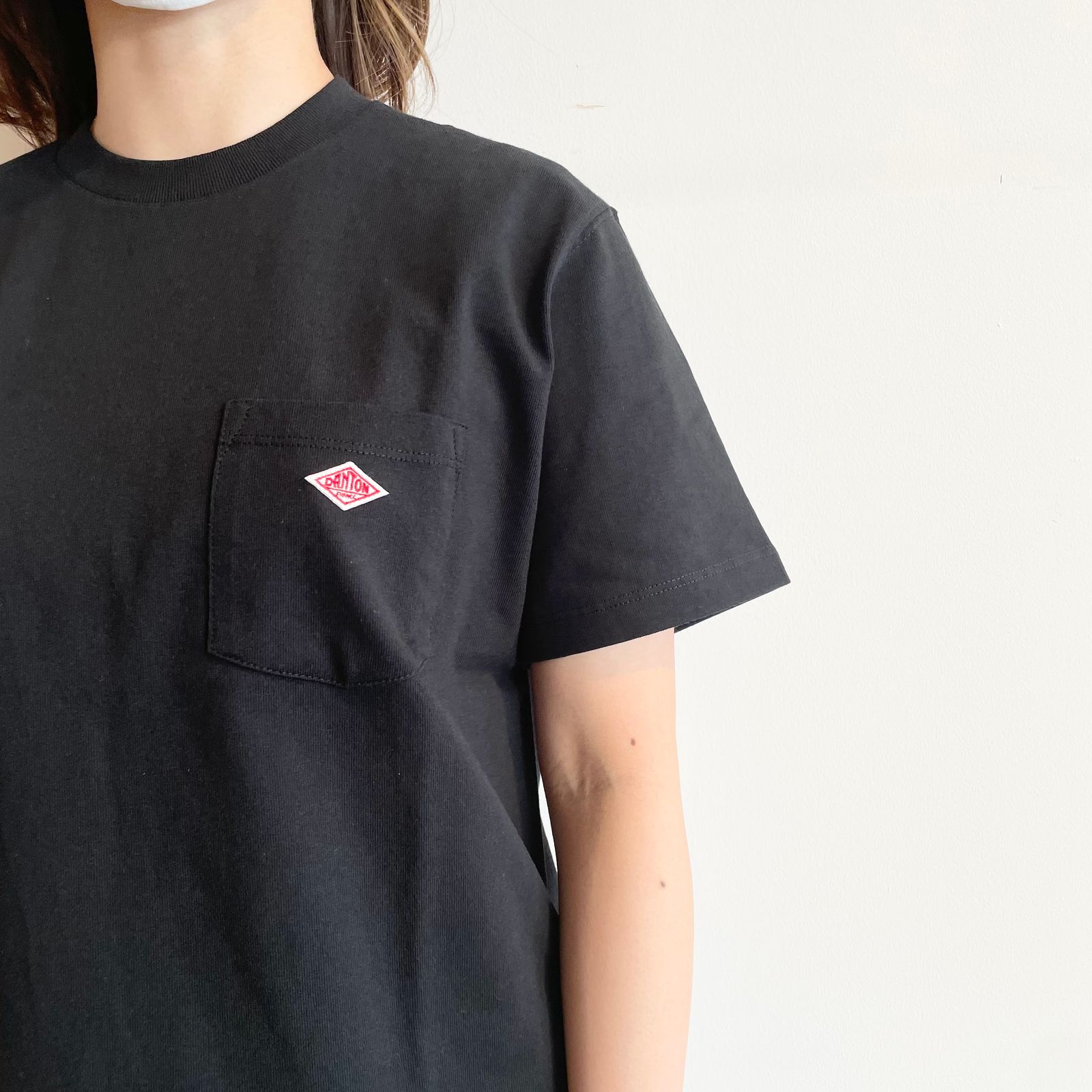 クルーネックポケットTシャツ