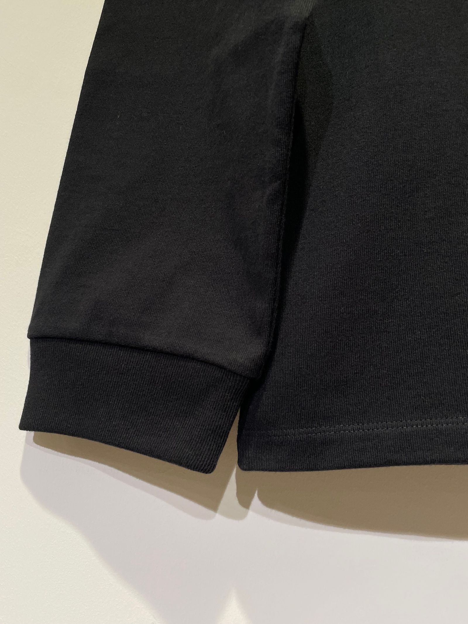 DODU Tシャツ / ロゴ刺繍ロンT / ブラック