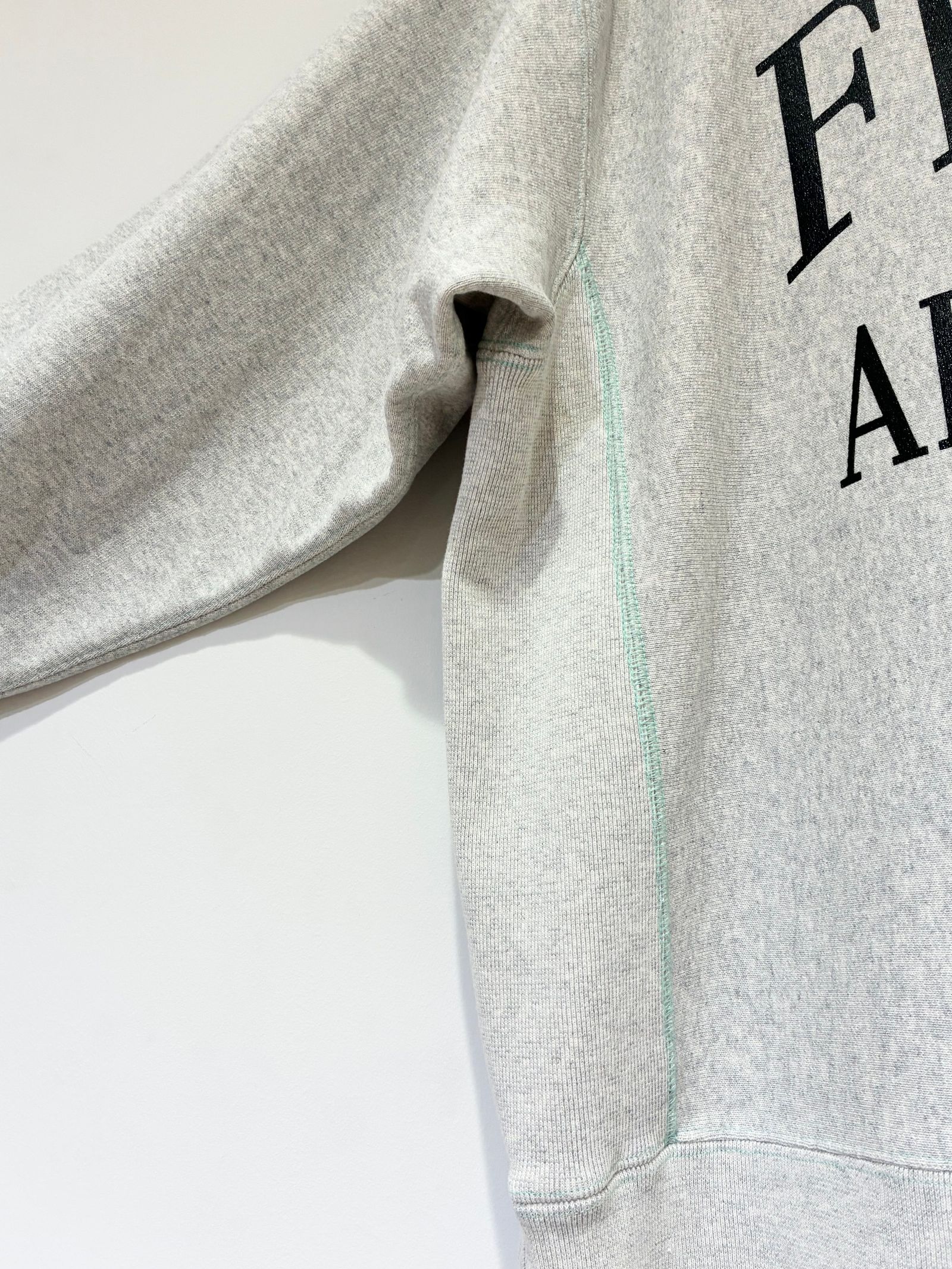 Sweat Shirt / スキッパーロゴプリントスウェット / グレー