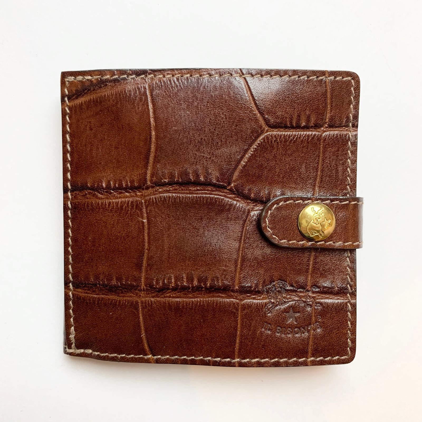 IL BISONTE - 型押しレザー二つ折り財布 | HALLOW's web store