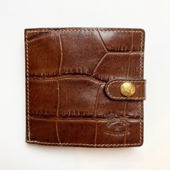 ウォレット/型押し二つ折り財布/ブラウン