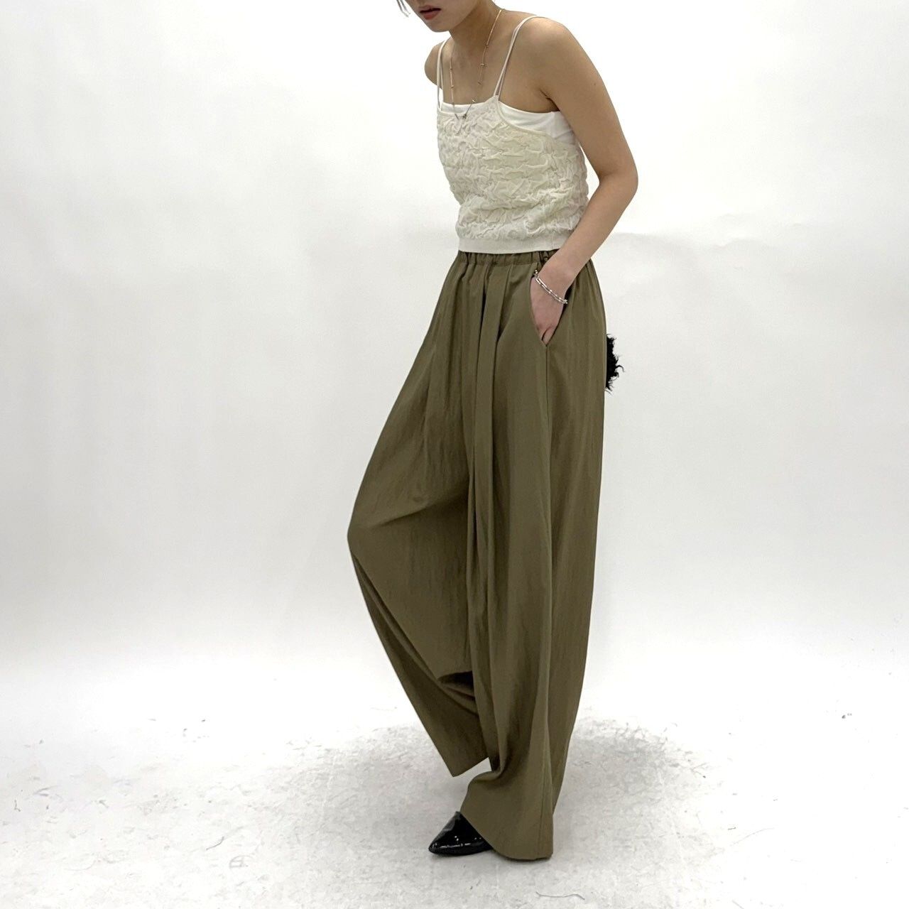 cotton nylon wide easy pants / コットンナイロンワードイージーパンツ / オリーブカーキ