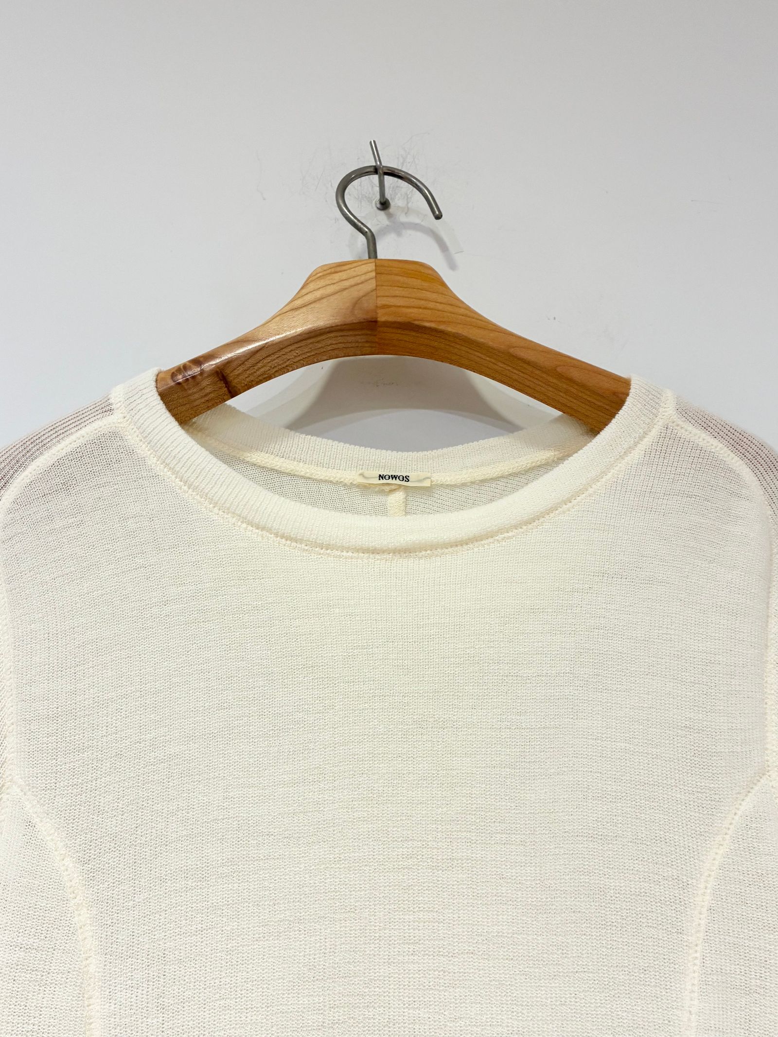 Long Sleeve Top / クルーネック長袖ニット / ホワイト