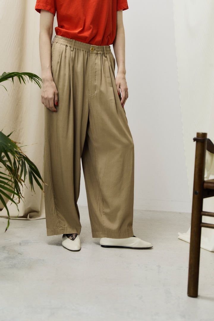 viscose gabardine BIG easy trousers / ワイドパンツ / キャメル