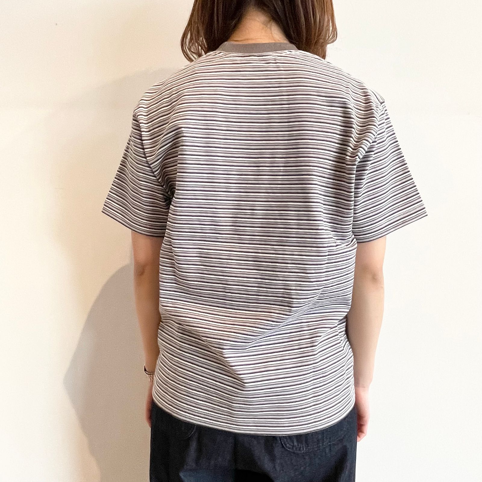 クルーネックポケットTシャツ
