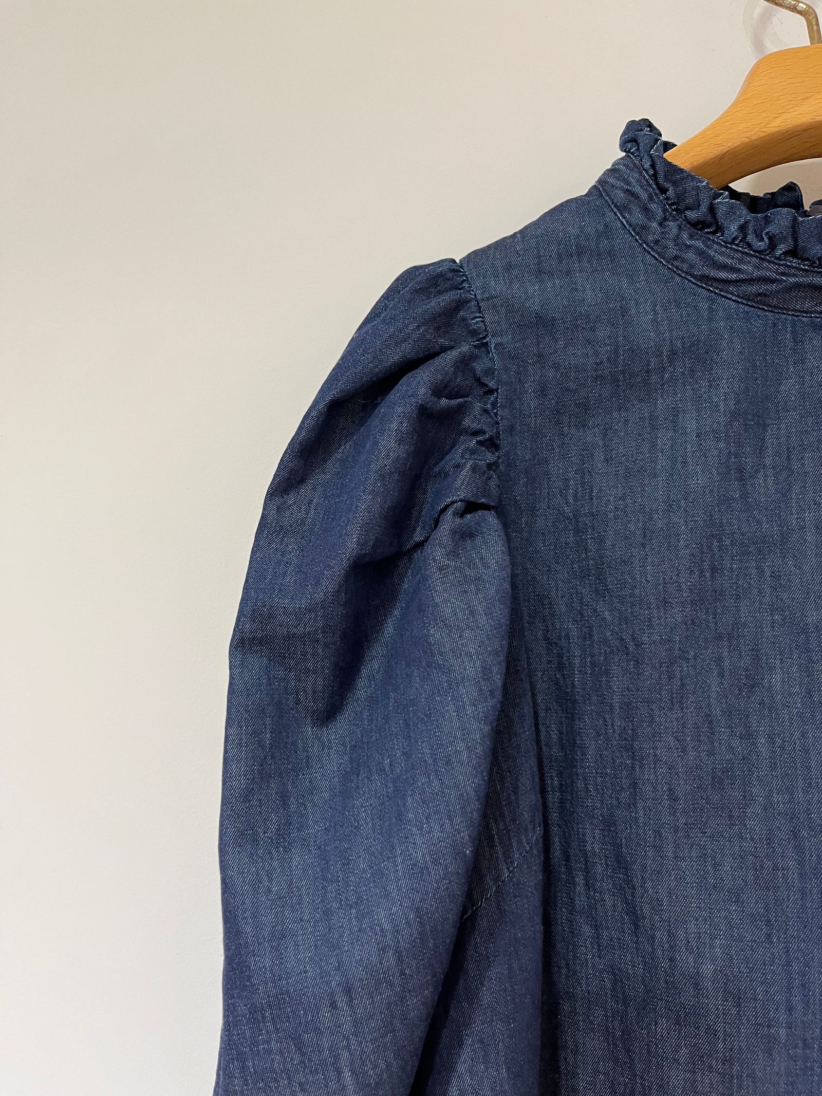 DENIM SHIRRING BLOUSE / パフスリーブデニムシャツブラウス / ブルー