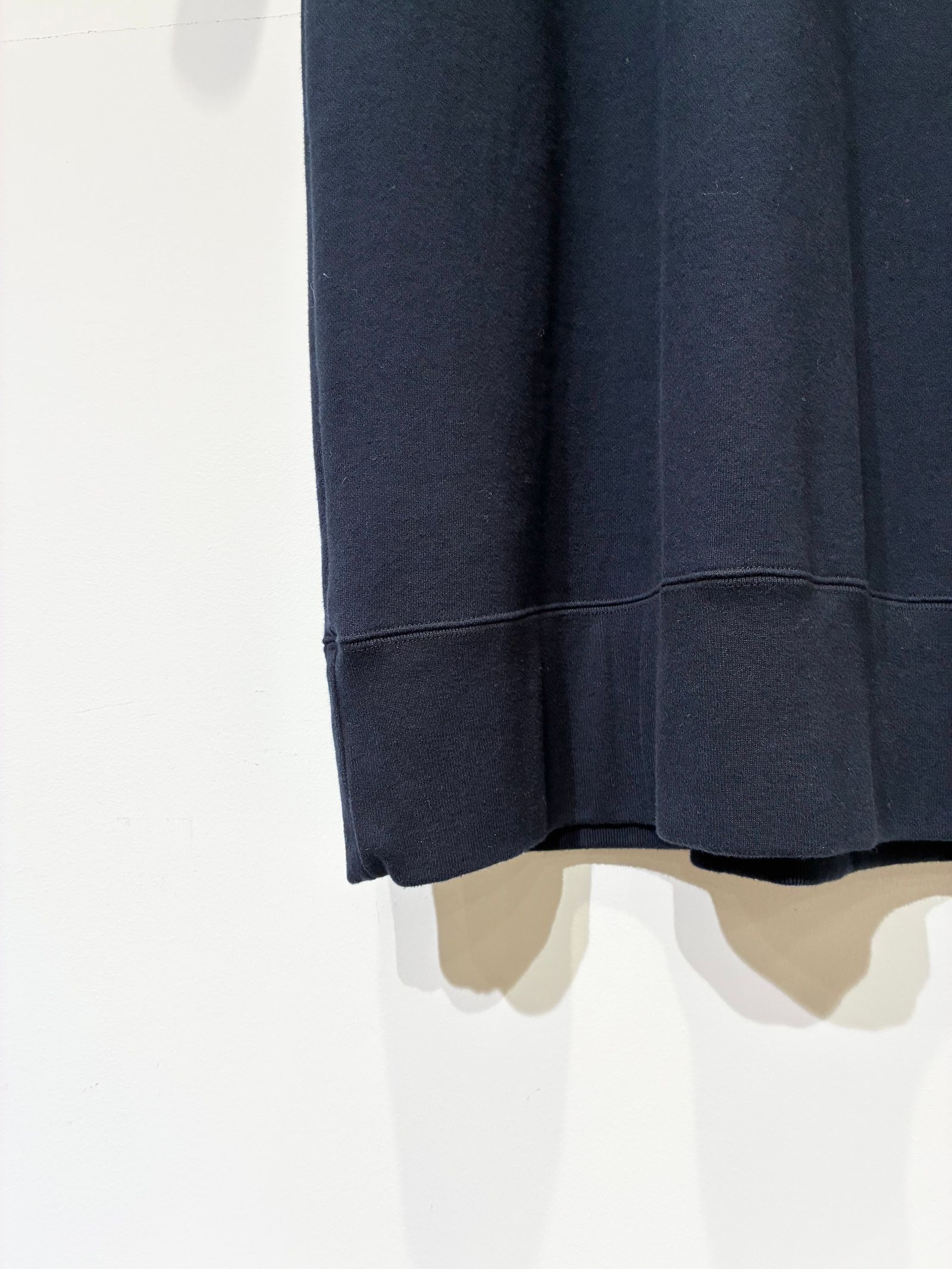 COLLEGE SWEAT DRESS / ロゴプリントスウェットワンピース / ネイビー