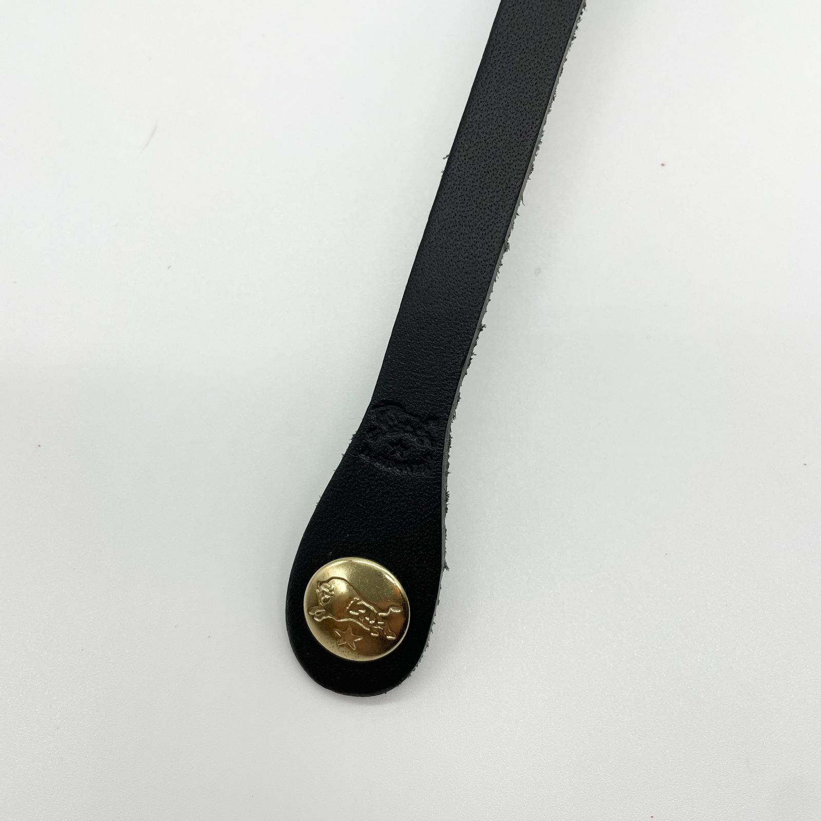 スナップボタンレザーブレスレット
