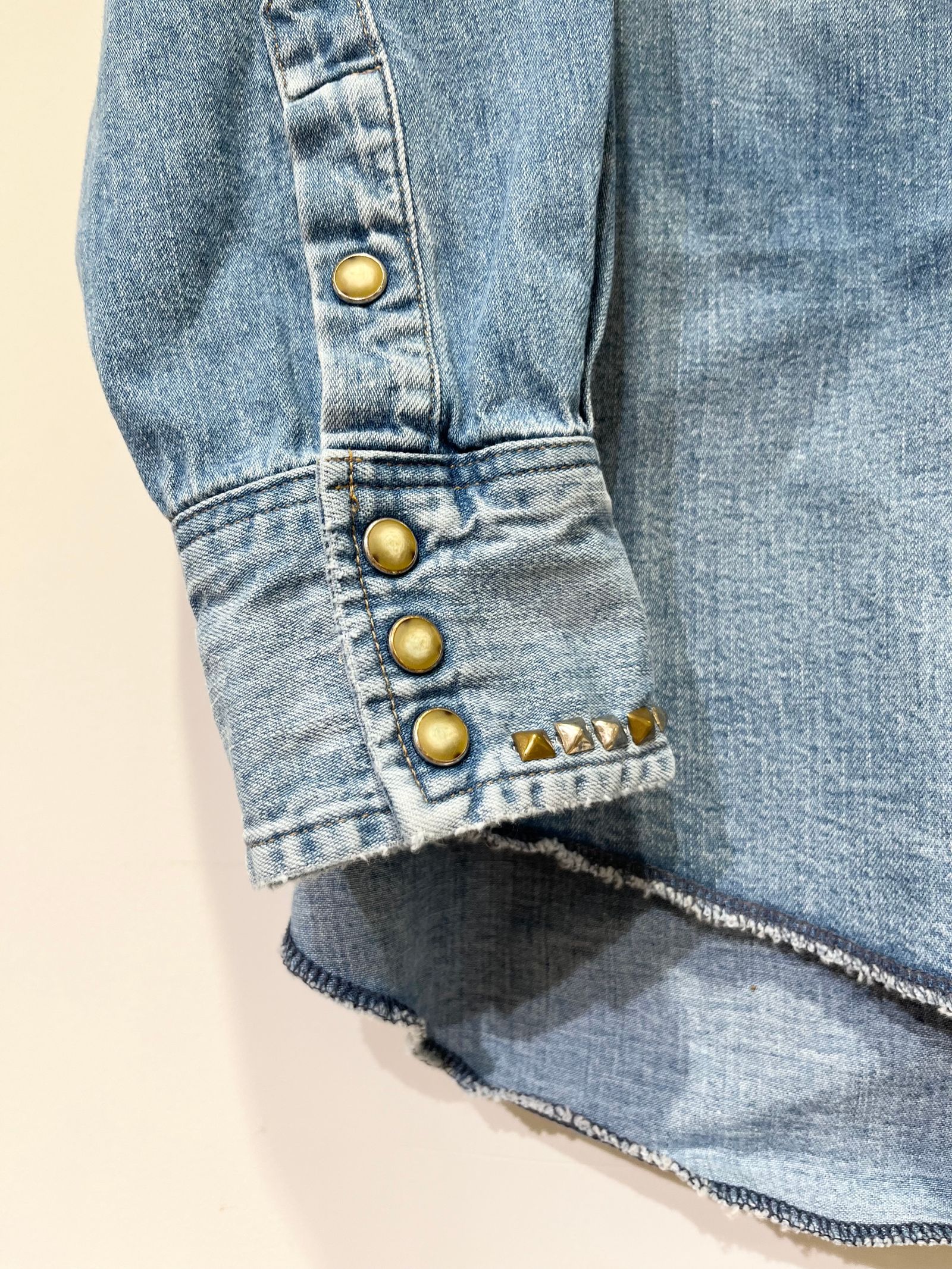 Denim Shirt / デニムシャツ / スタッズ / インディゴ