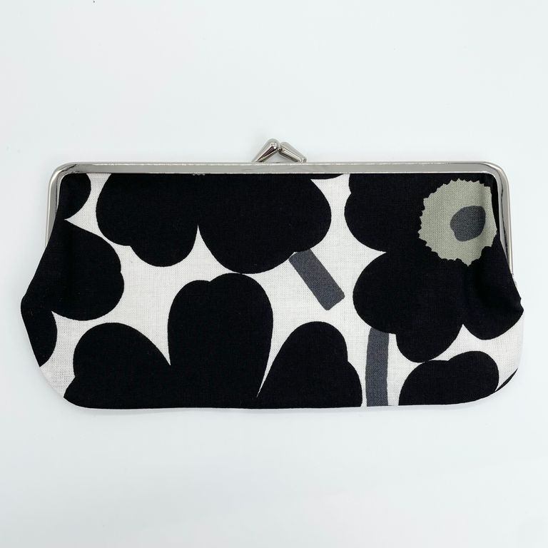 Marimekko - Mini Unikko Silmalasikukkaro がま口ポーチ | HALLOW's web store