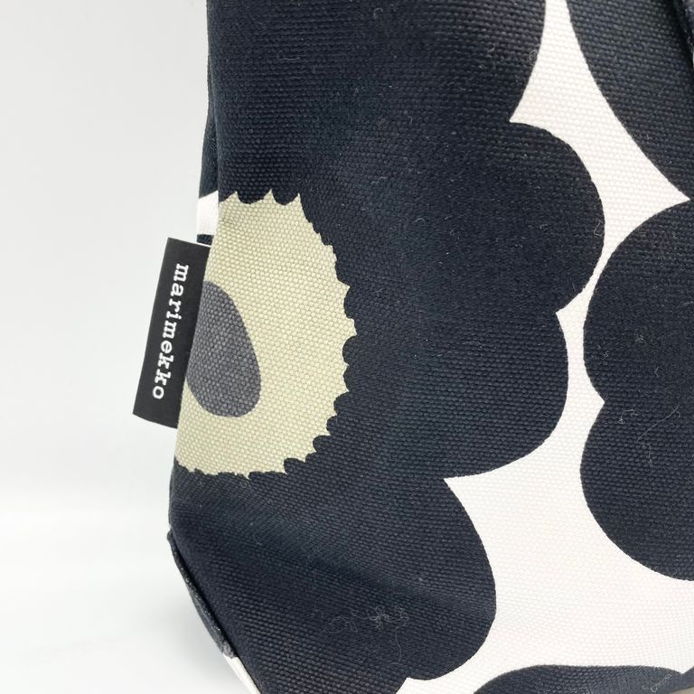 Marimekko - Pieni Unikko Venni ショルダーバッグ | HALLOW's web store