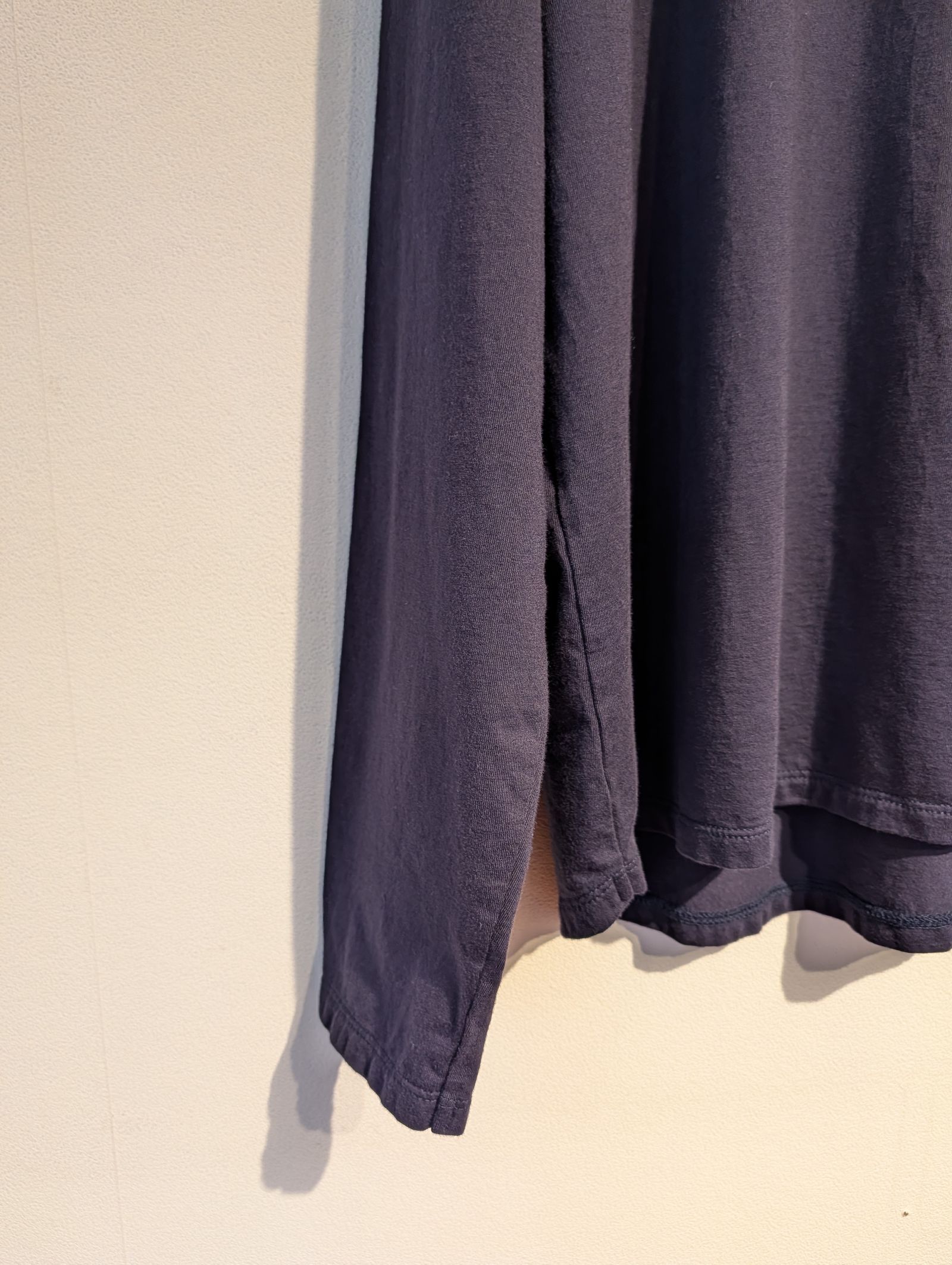 接触冷感-"SUNDAY Club"ロゴロングT-shirt / ロンT / 長袖Tシャツ / ネイビー