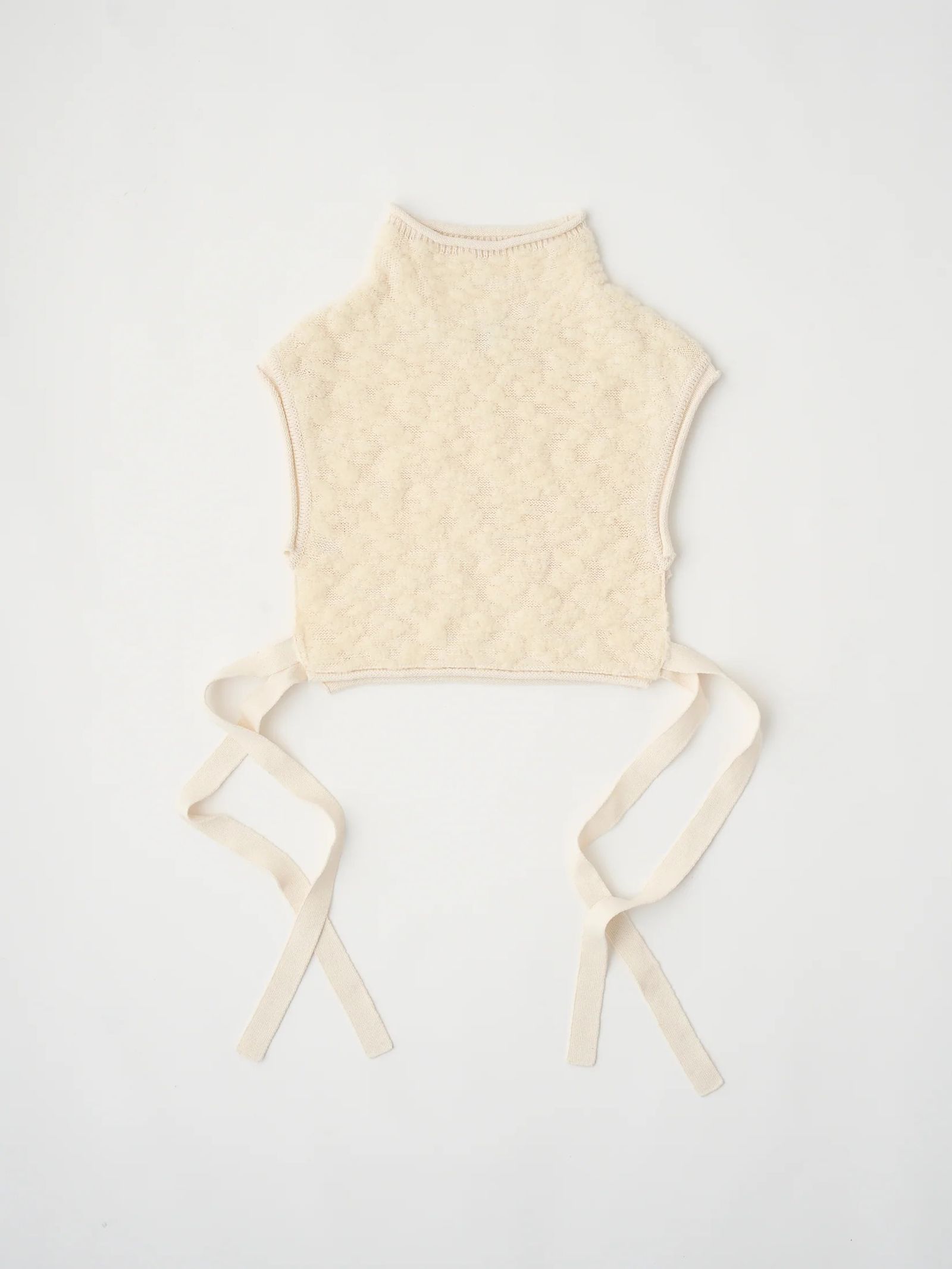 RANDOM WOOL & WOOLEN COTTON HIGH-NECK VEST / ニットベスト / ホワイト