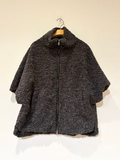 【ミリー】プードルボア ポンチョ / ベスト / ブラック