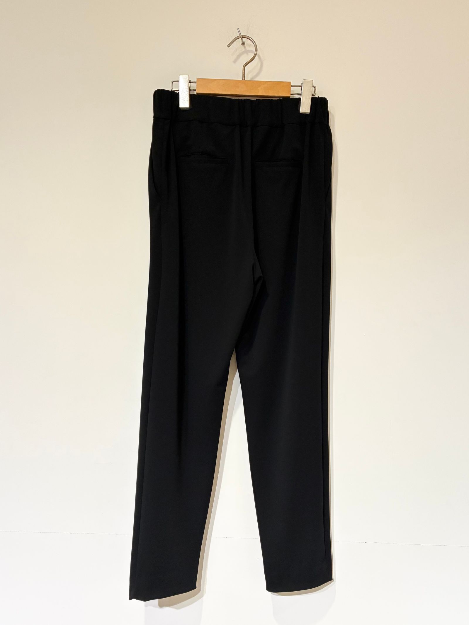 ツータックパンツ / ストレッチポンチ / ジャージーパンツ / イージーパンツ / ブラック