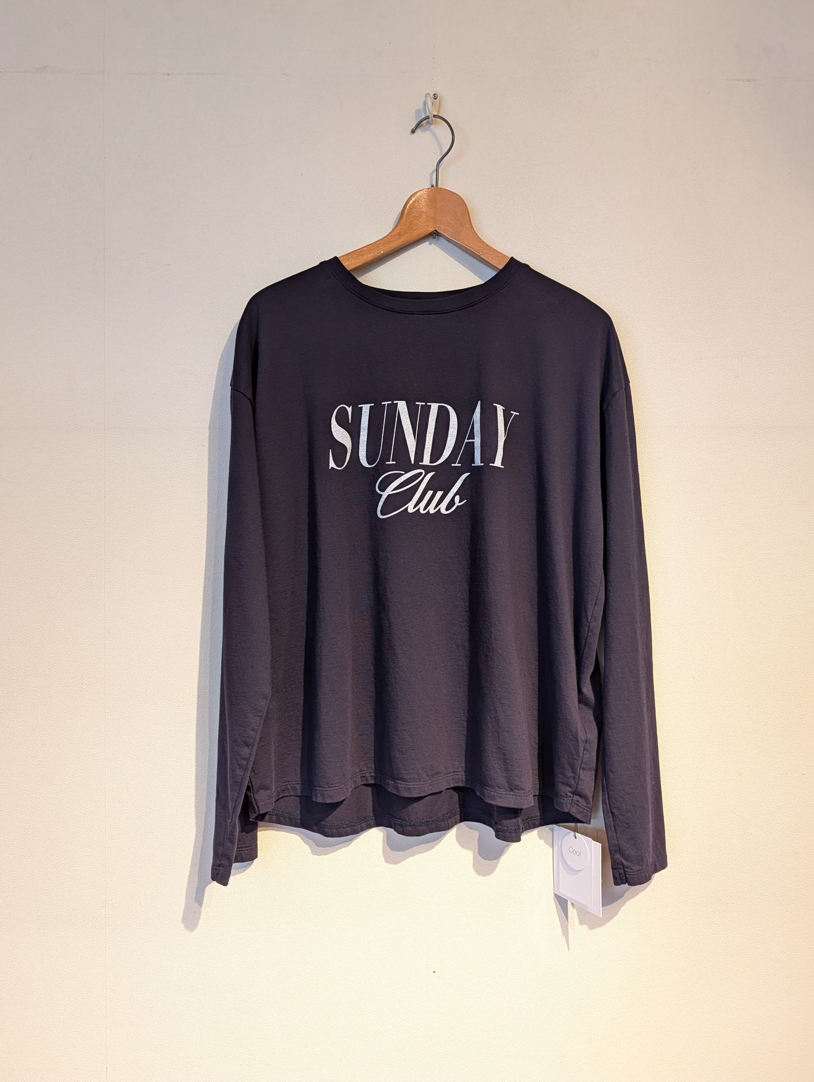 接触冷感-"SUNDAY Club"ロゴロングT-shirt / ロンT / 長袖Tシャツ / ネイビー