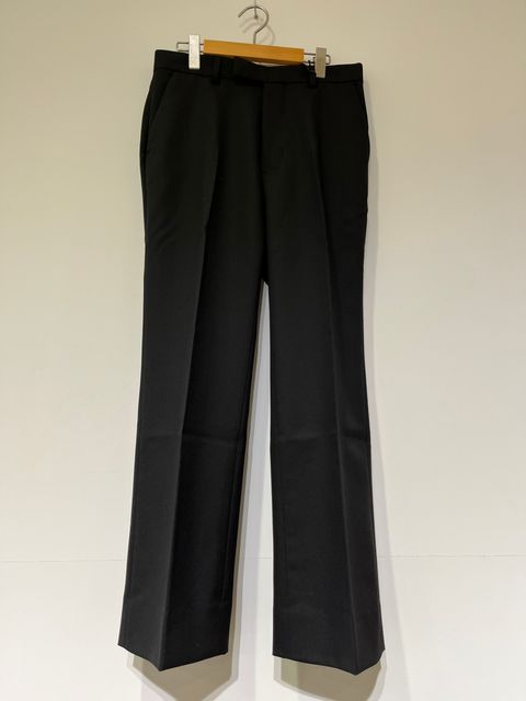 NO Pleats / ドレスパンツ / センタープレスパンツ / スラックス / ブラック