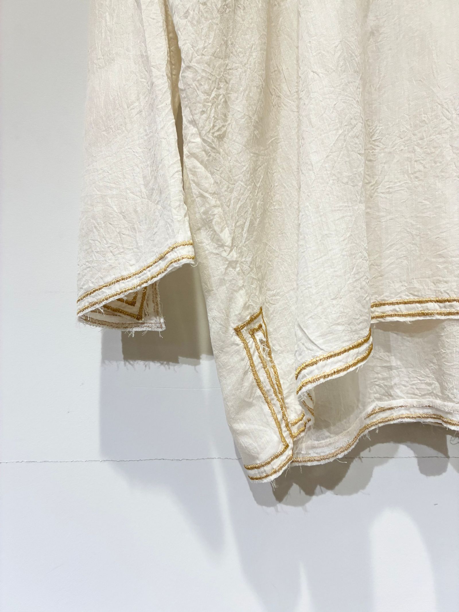 Embroiderd Blouse / 刺繍ブラウス / ホワイト