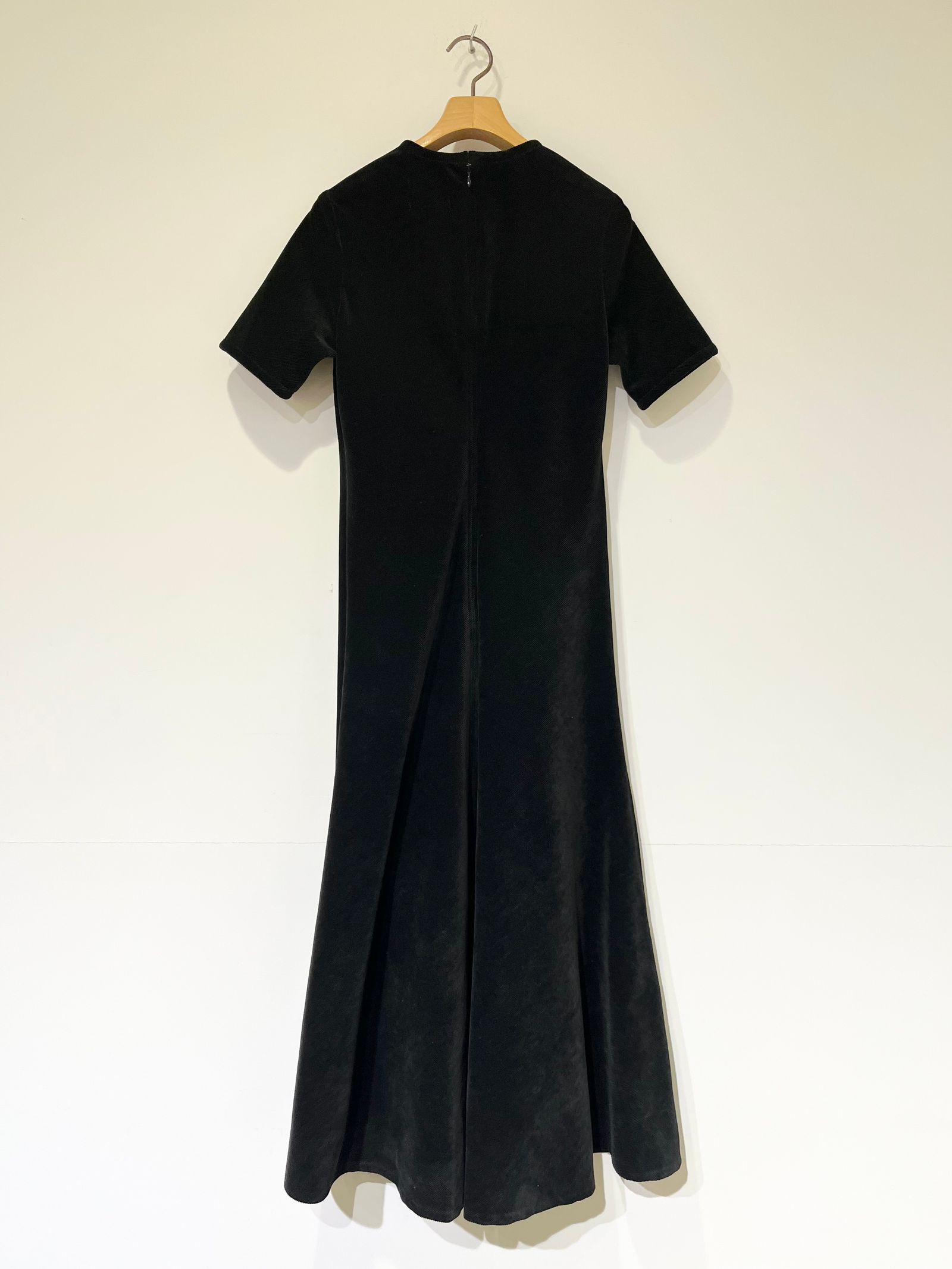 Bed&Breakfast / Chambray Corduroy Dress / コーデュロイワンピース / ブラック