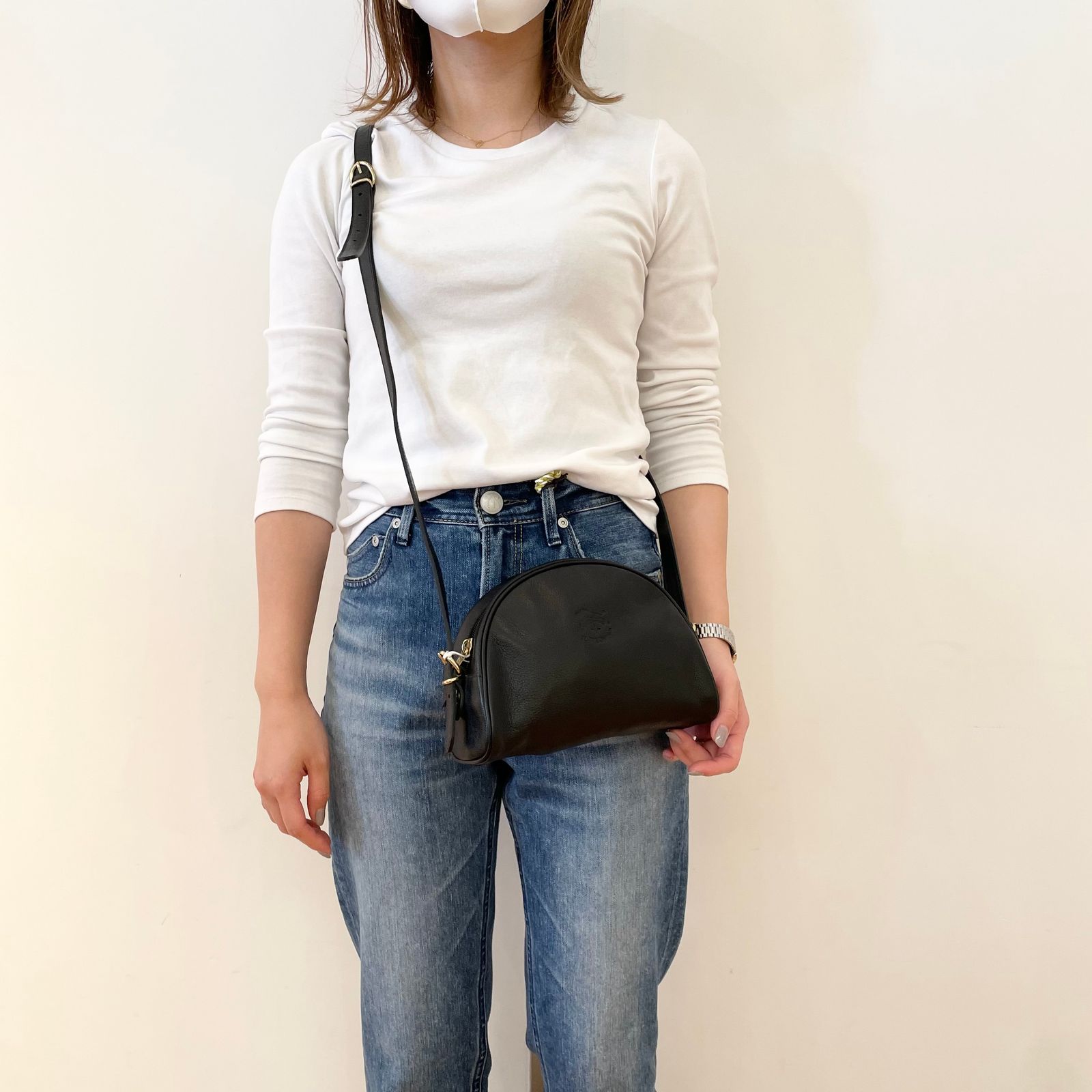 半月ミニショルダーバッグ