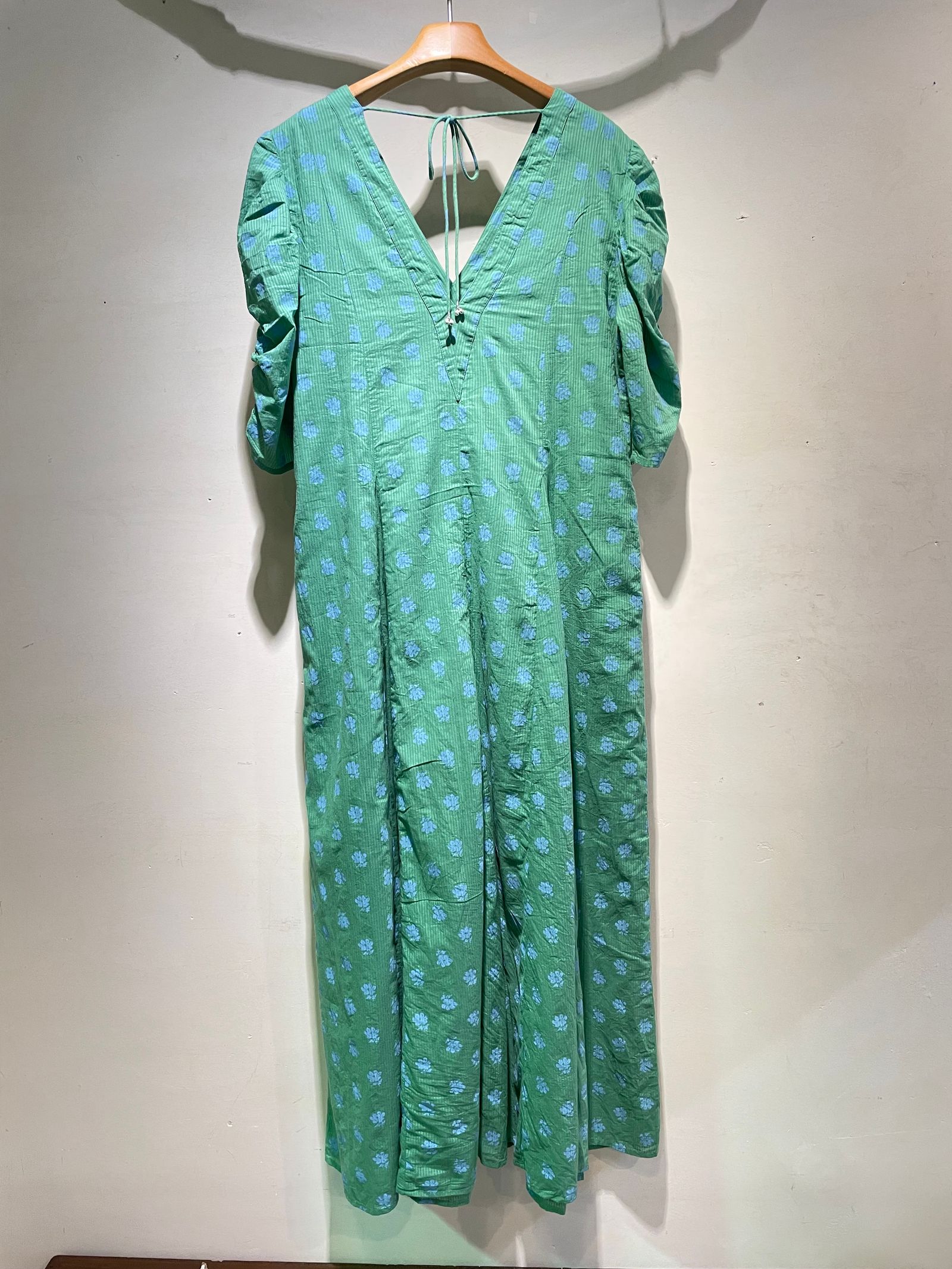 Cotton Dobby Stripe Anemone Print Gather Sleeve Dress / 花柄ギャザースリーブワンピース / グリーン