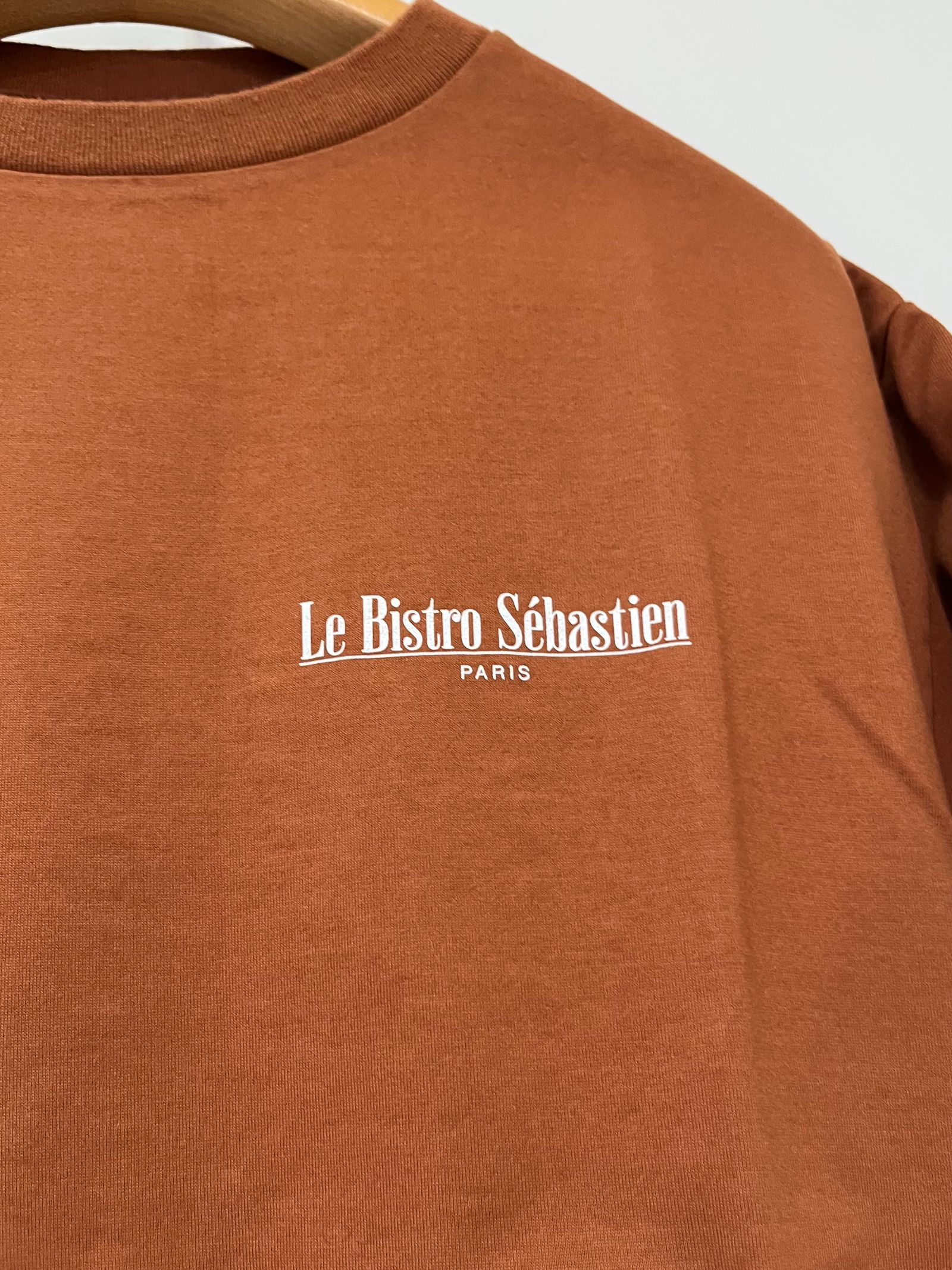 BISTRO MENU TEE / プリントTシャツ / キャメル / ブラウン